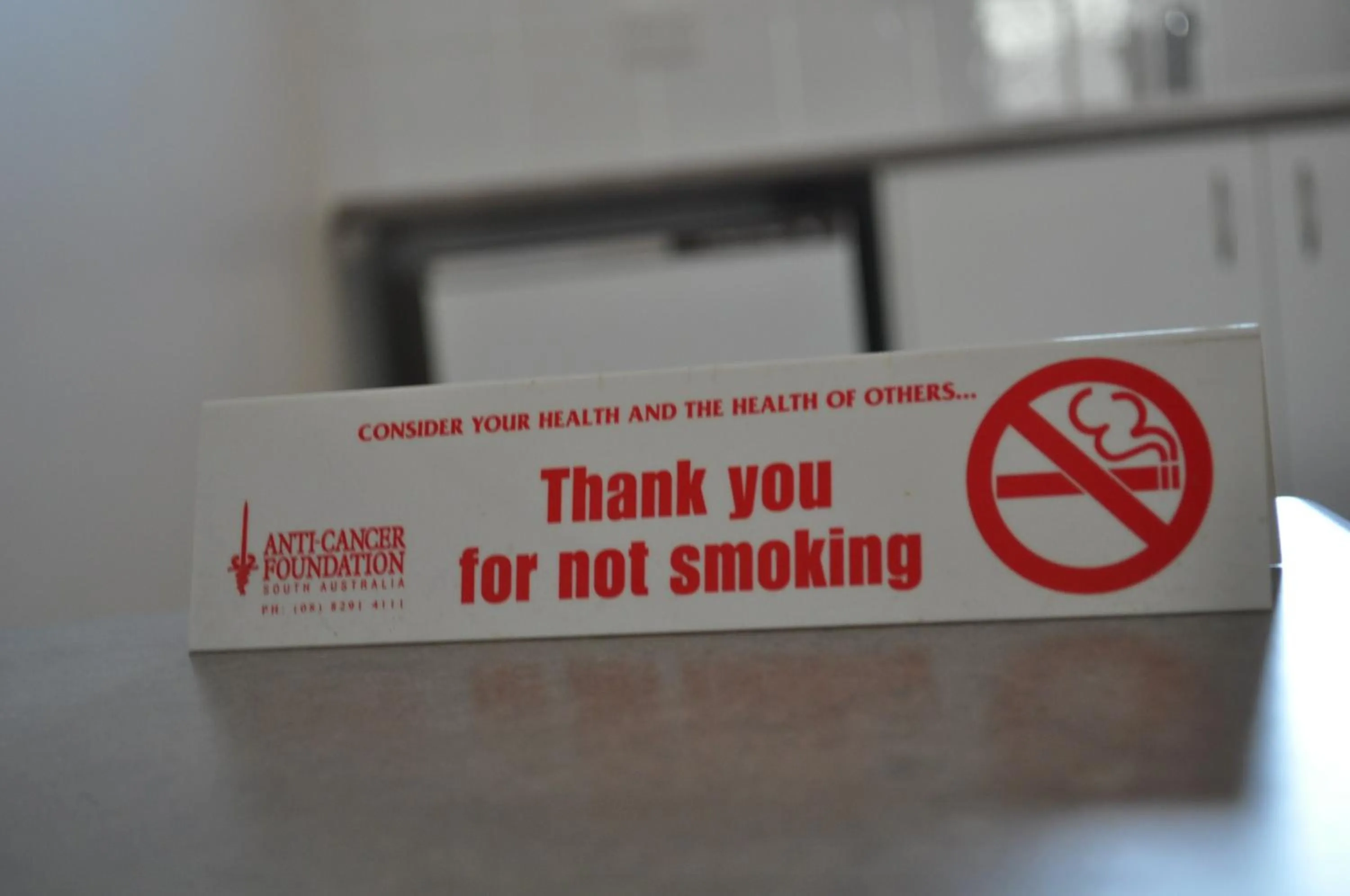 Logo/Certificate/Sign in Keith Motor Inn