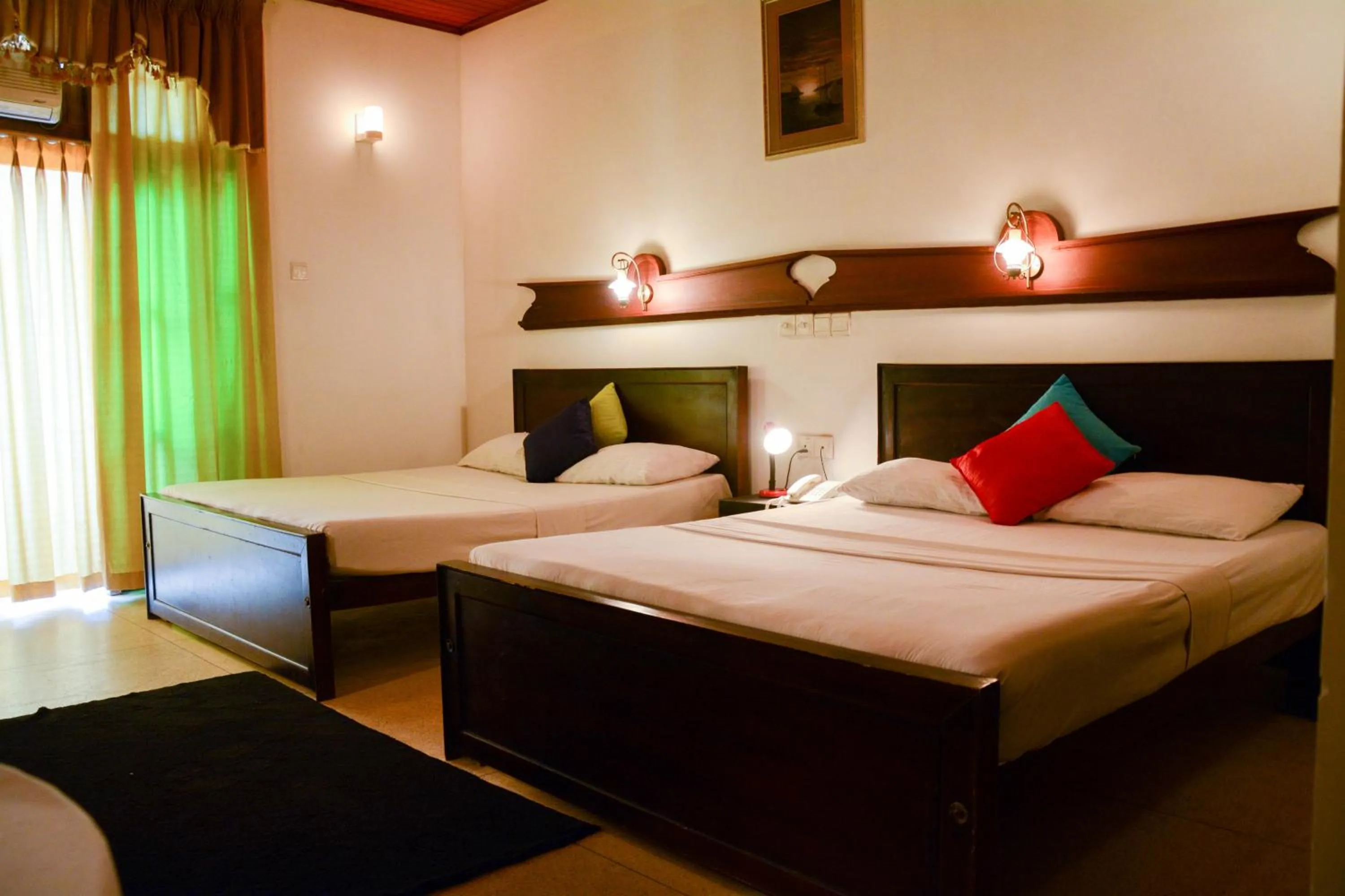 Photo of the whole room, Bed in Hotel Spring View