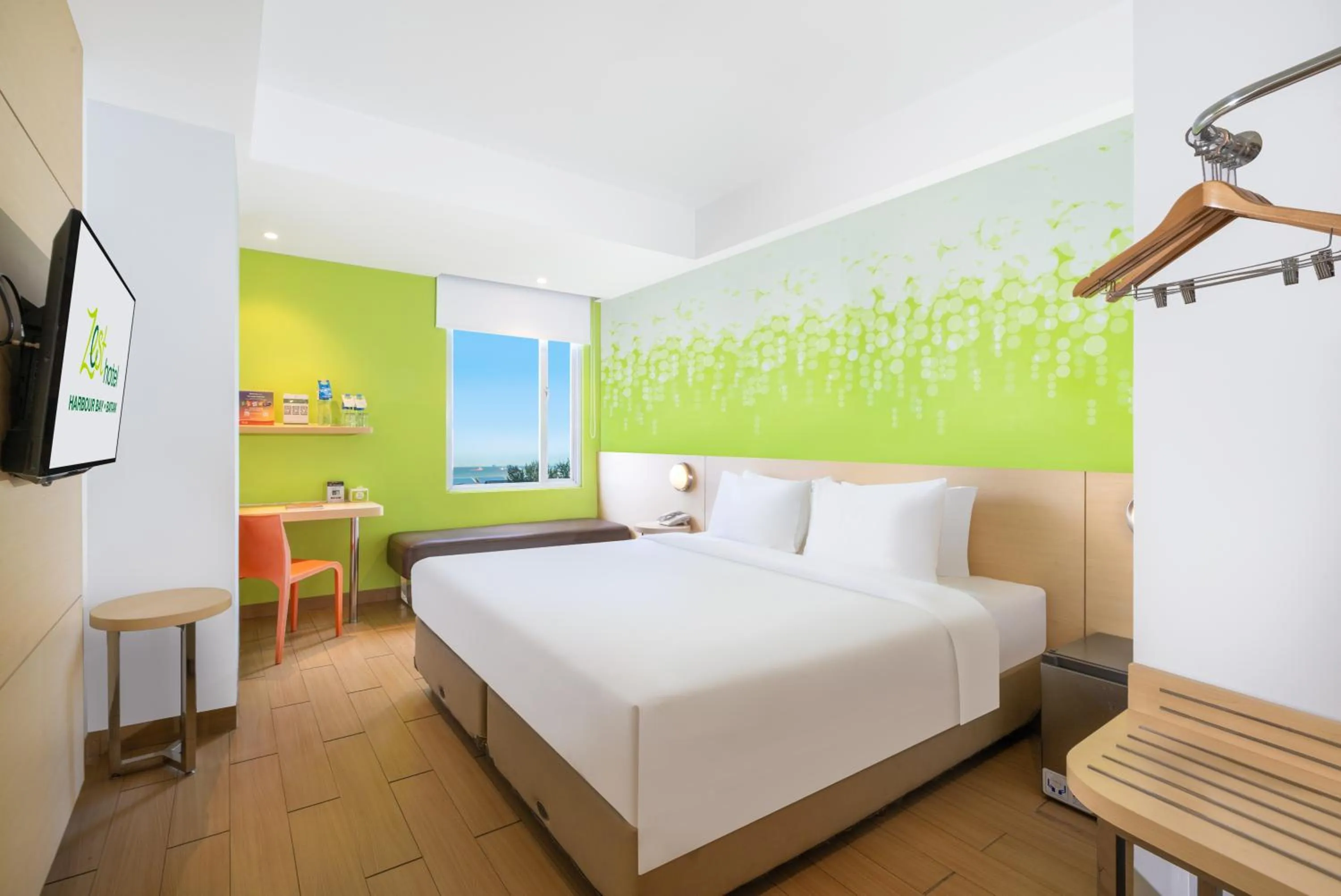 Bedroom, Bed in Zest Harbour Bay Batam by Swiss-Belhotel International