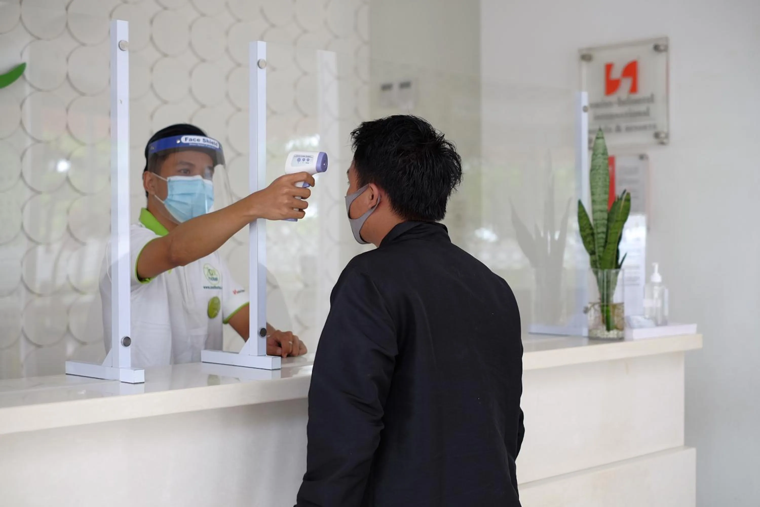 Lobby or reception in Zest Harbour Bay Batam by Swiss-Belhotel International