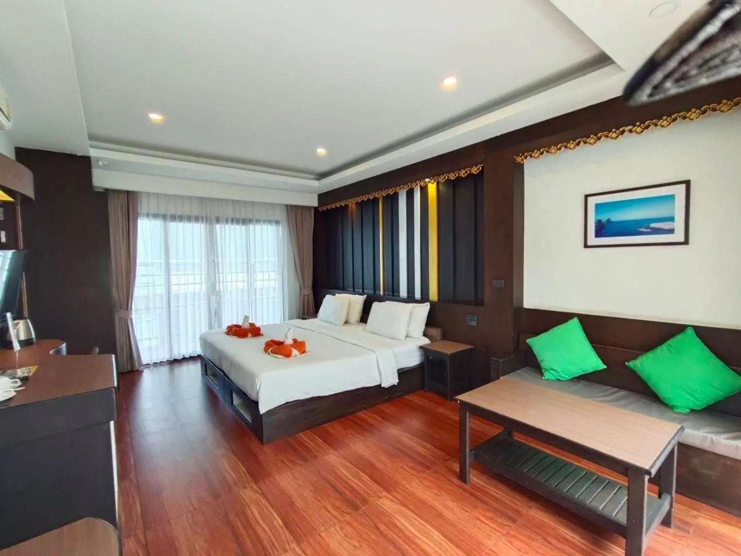 Bedroom, Bed in Simple Life Cliff View Resort