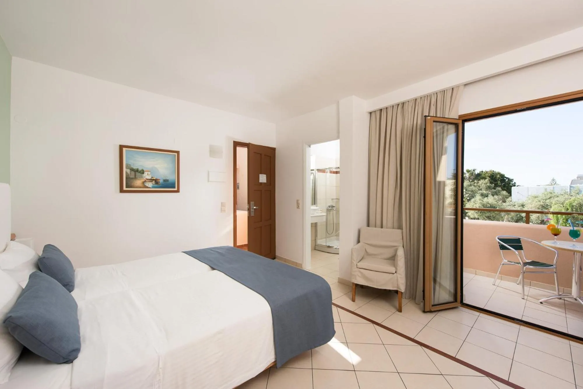 Bedroom, Bed in Sirios Village Hotel & Bungalows - All Inclusive
