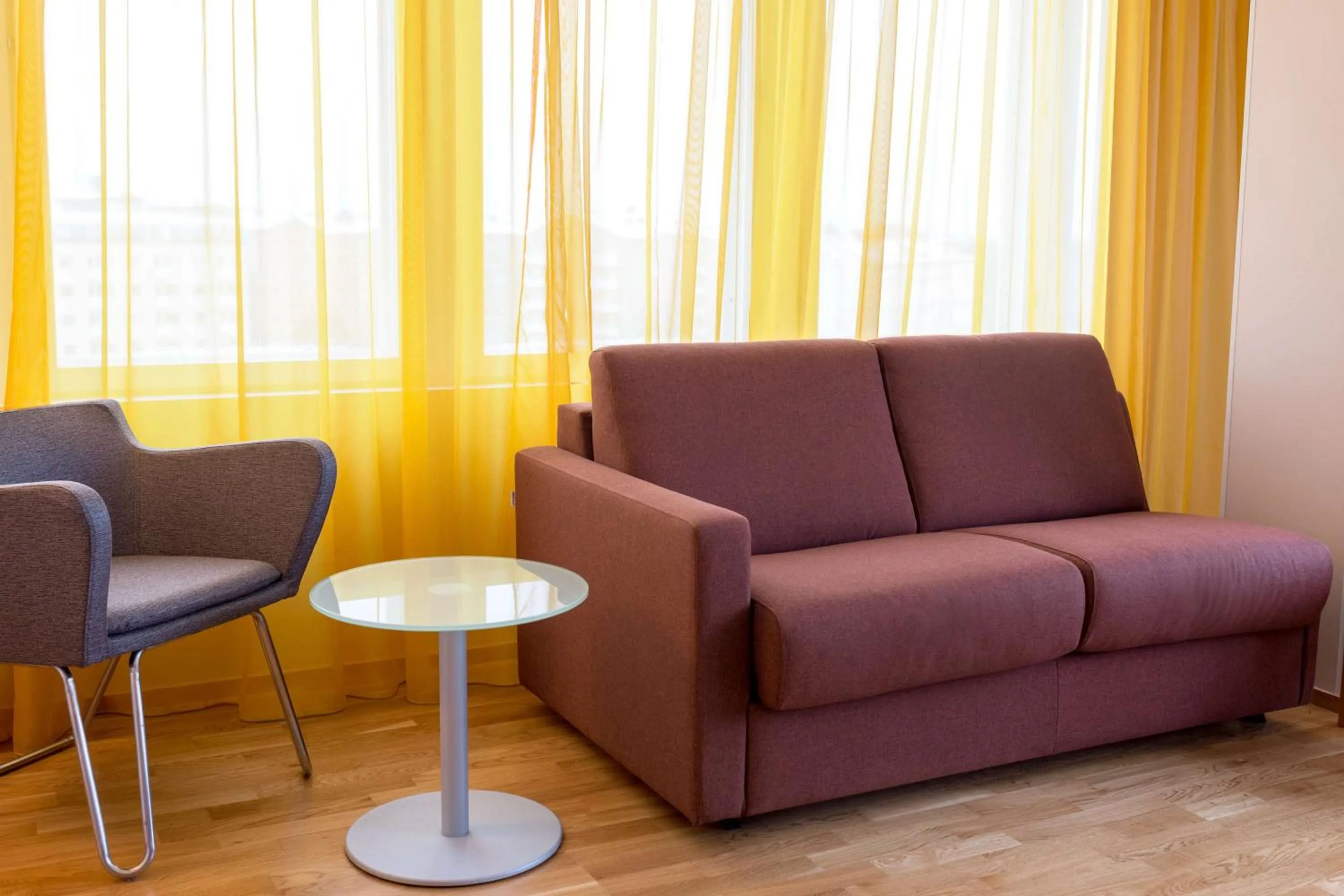 Bedroom in Scandic Meilahti