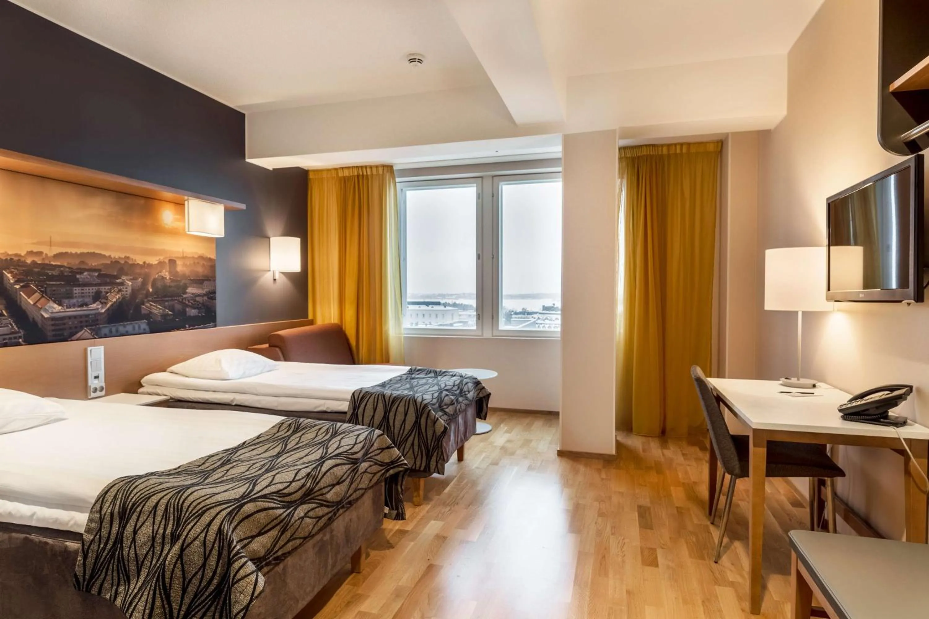 Bedroom, Bed in Scandic Meilahti