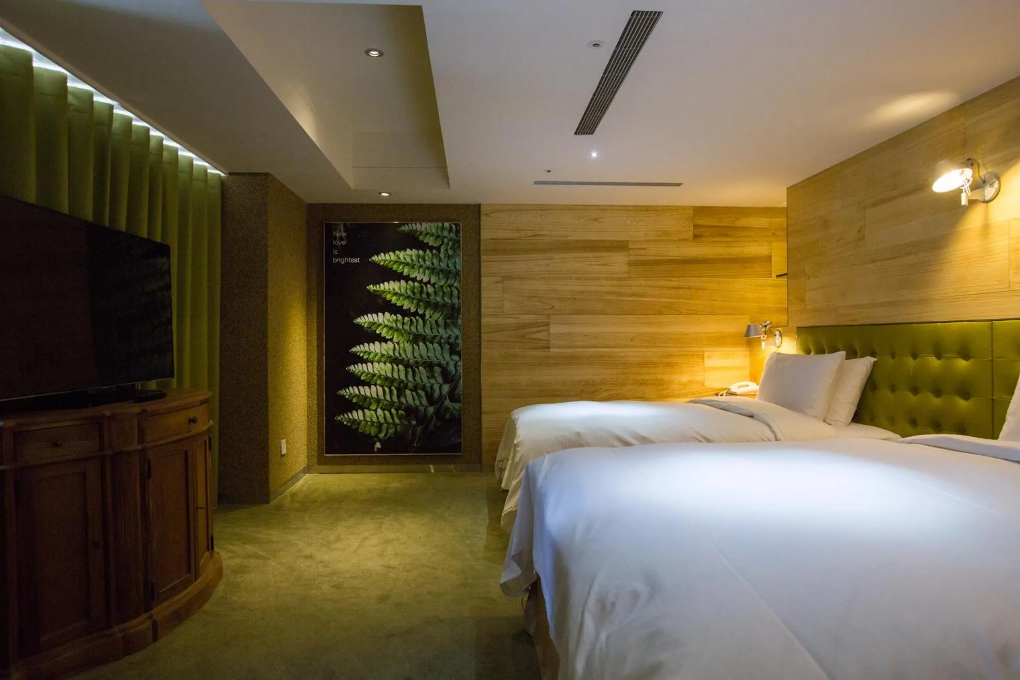 Photo of the whole room, Bed in Inhouse Hotel Taichung