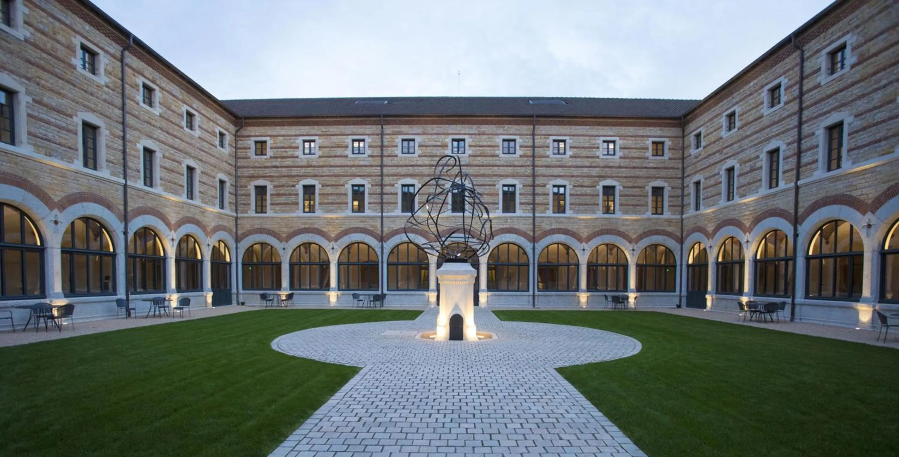 Garden in Fourvière Hôtel