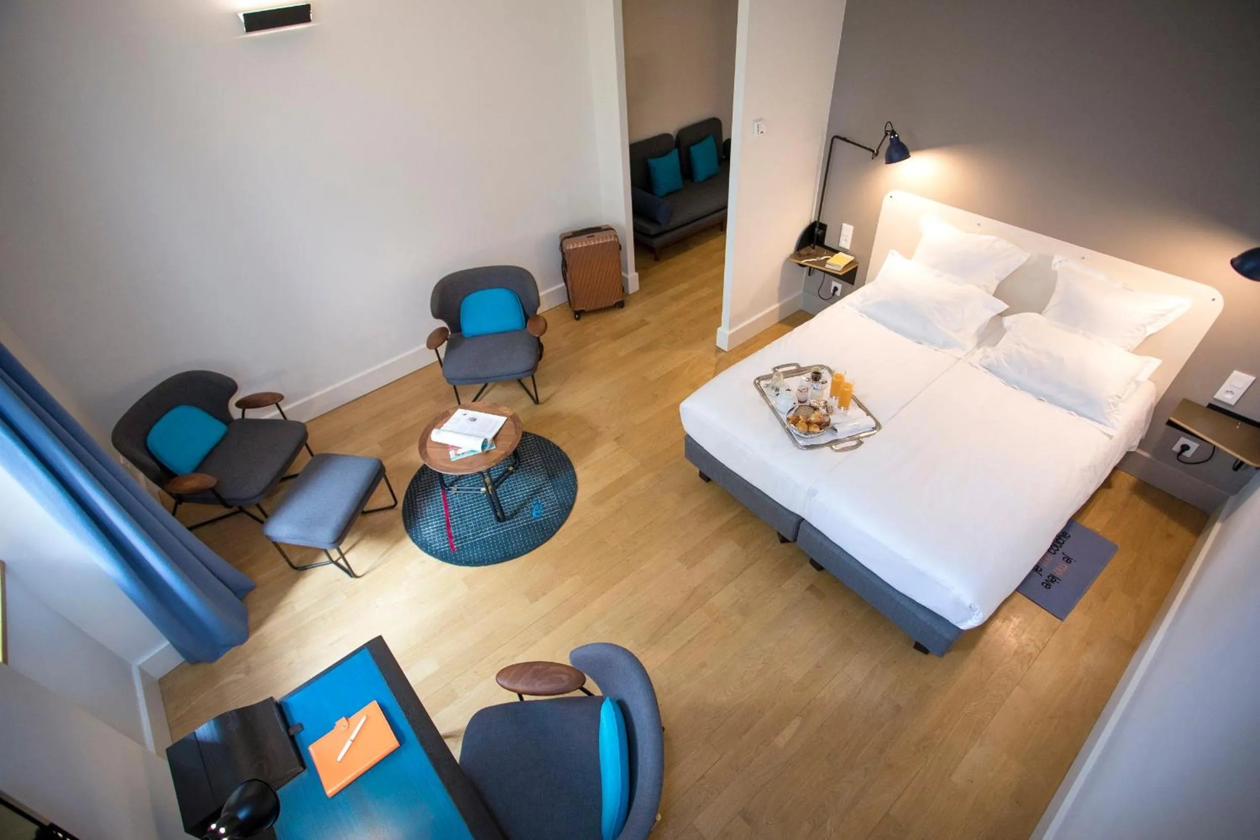 Photo of the whole room, Bed in Fourvière Hôtel