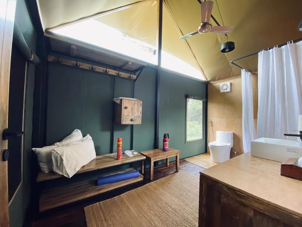 Bed in Trees N Tigers Luxury Wildlife Lodge