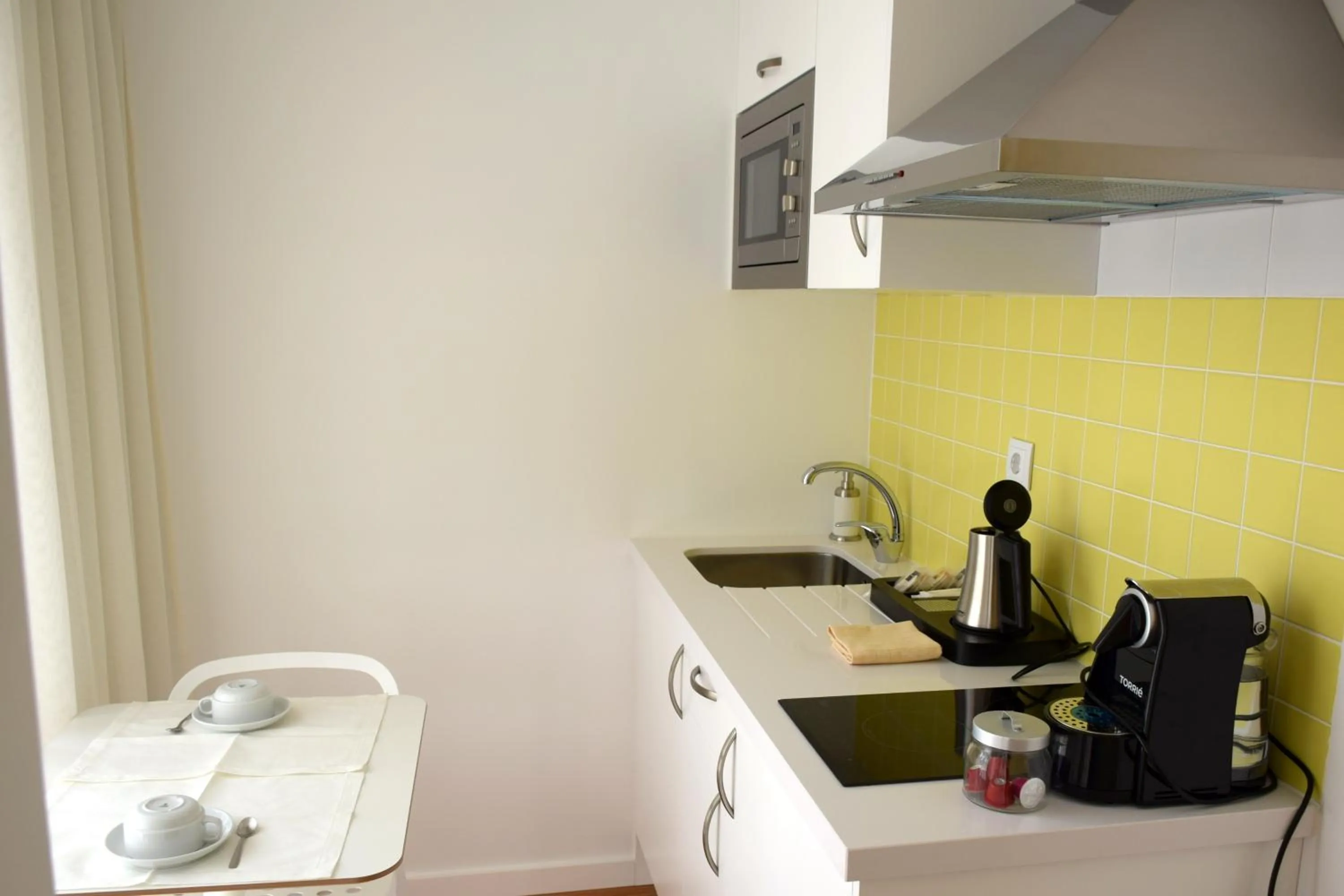 Kitchen or kitchenette in Dream Chiado Apartments