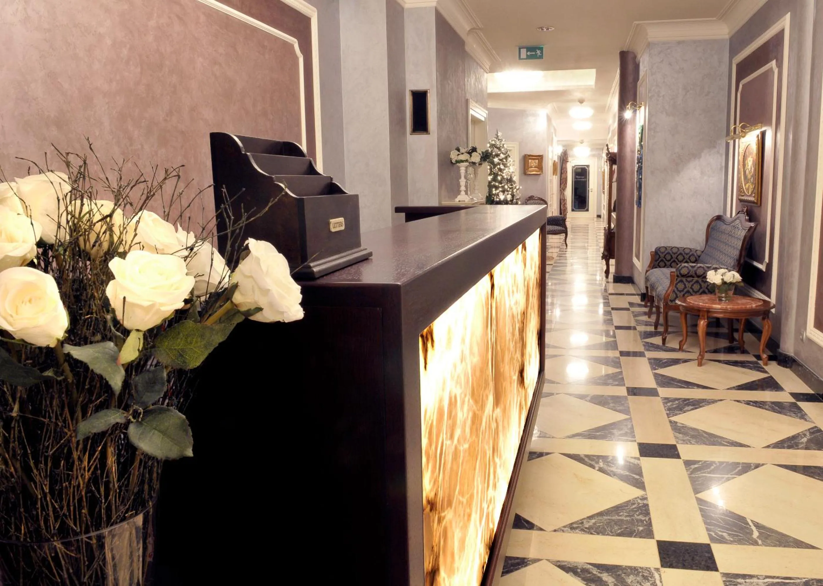 Lobby or reception in Willa Alexander Resort & SPA - caloroczny kryty BASEN