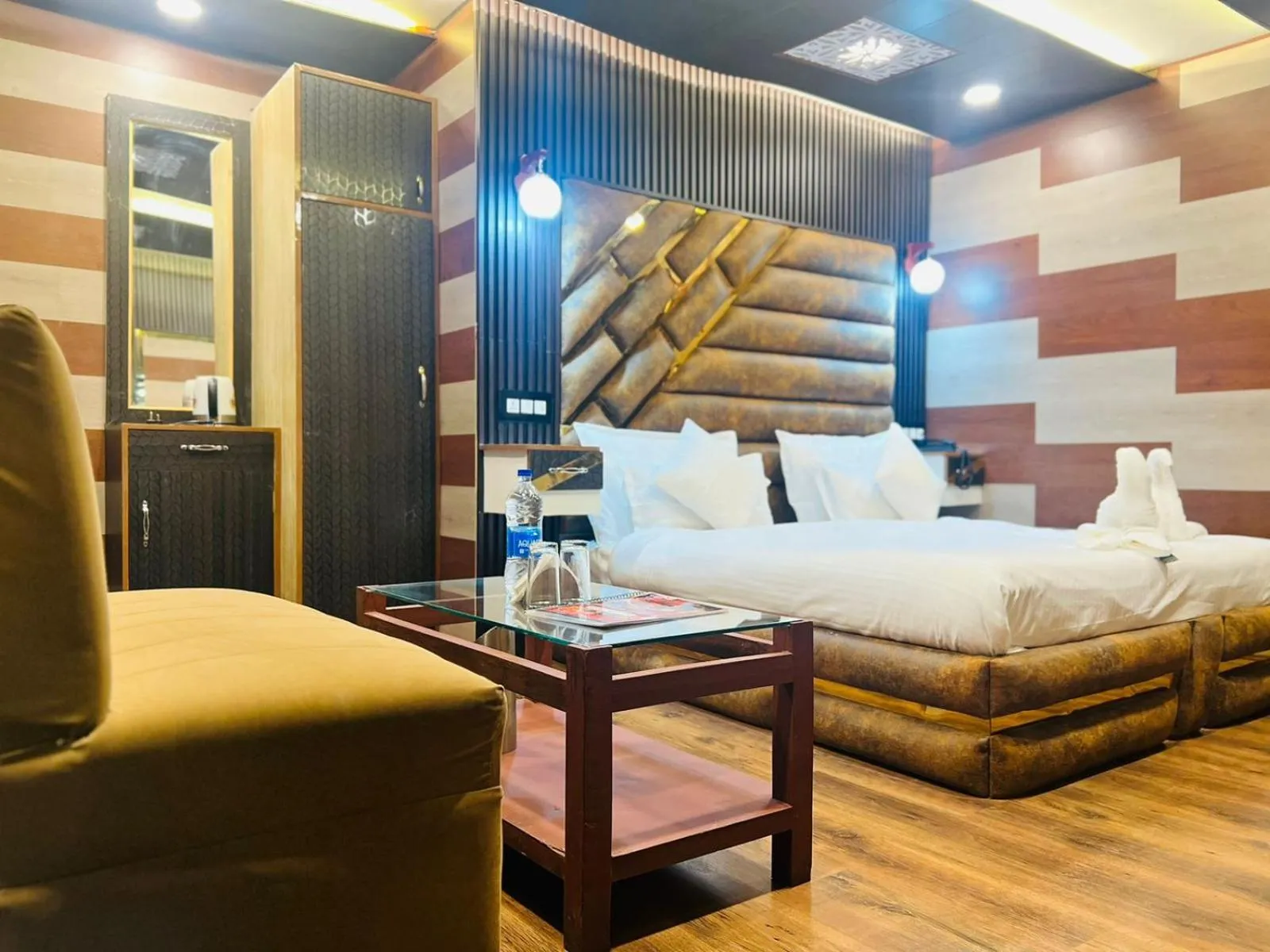 Bed in Pine View Resort