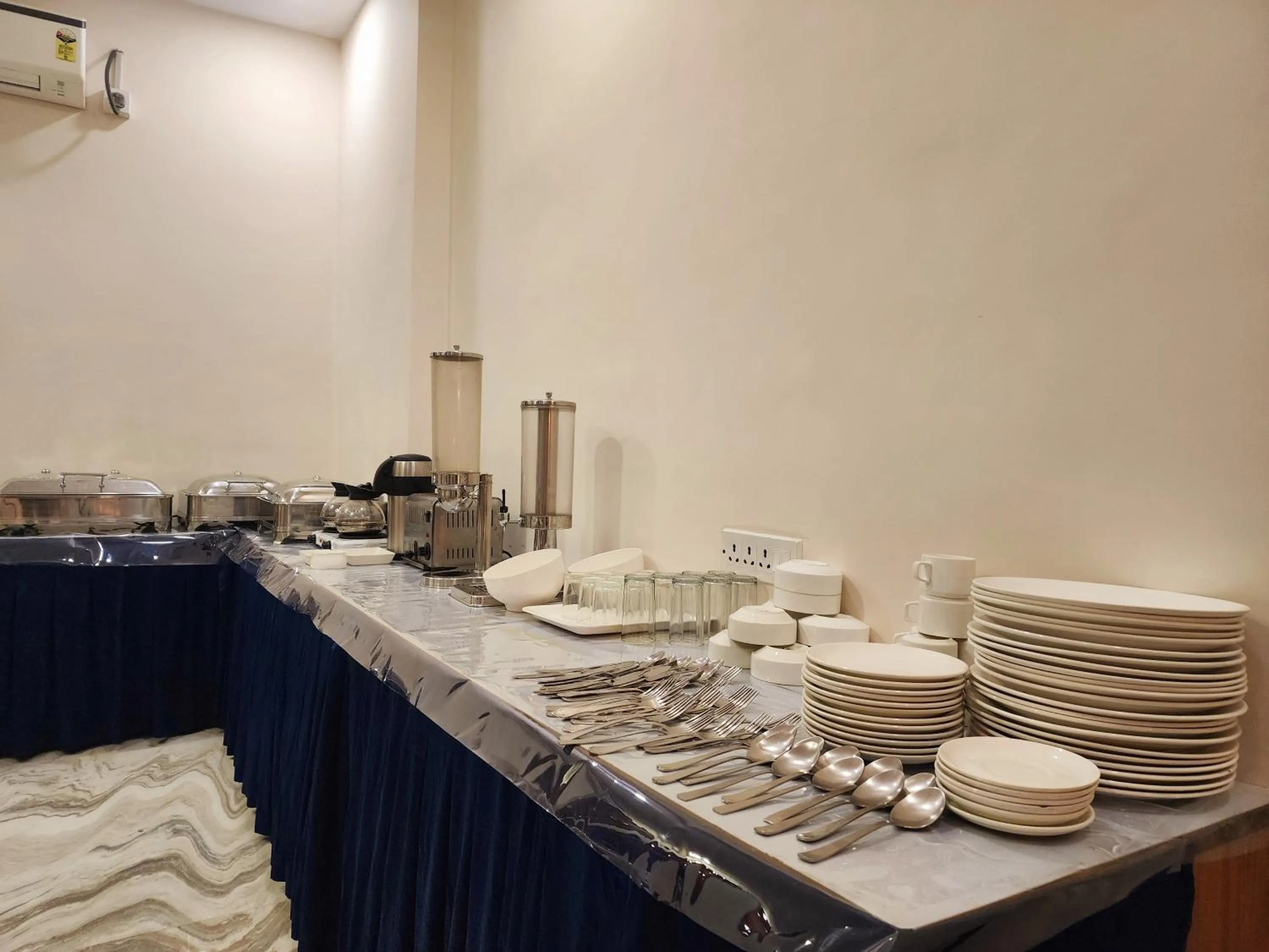 Breakfast in Hotel VIP Intercontinental