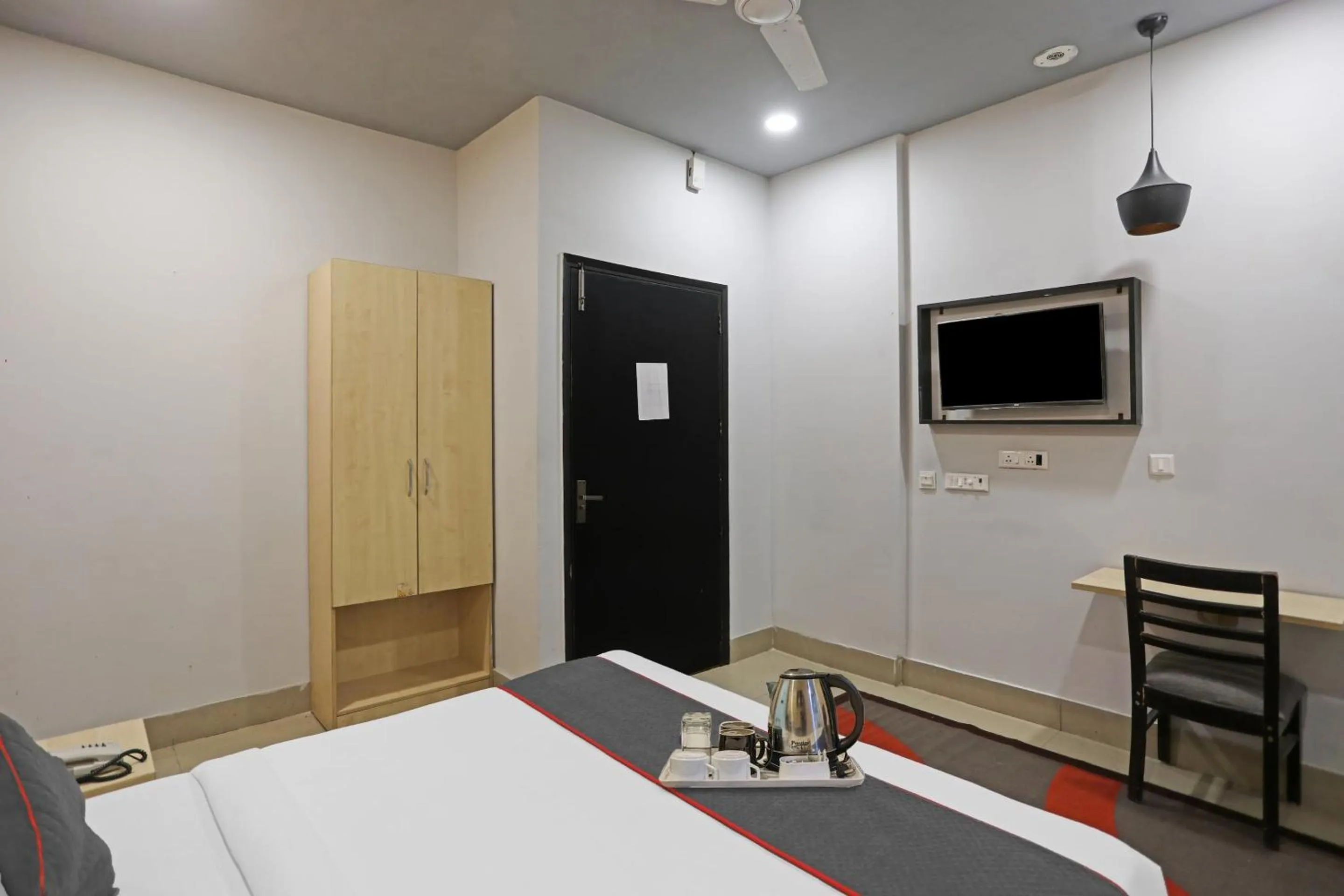 Bed in Super Townhouse Grand Pacific Ocean