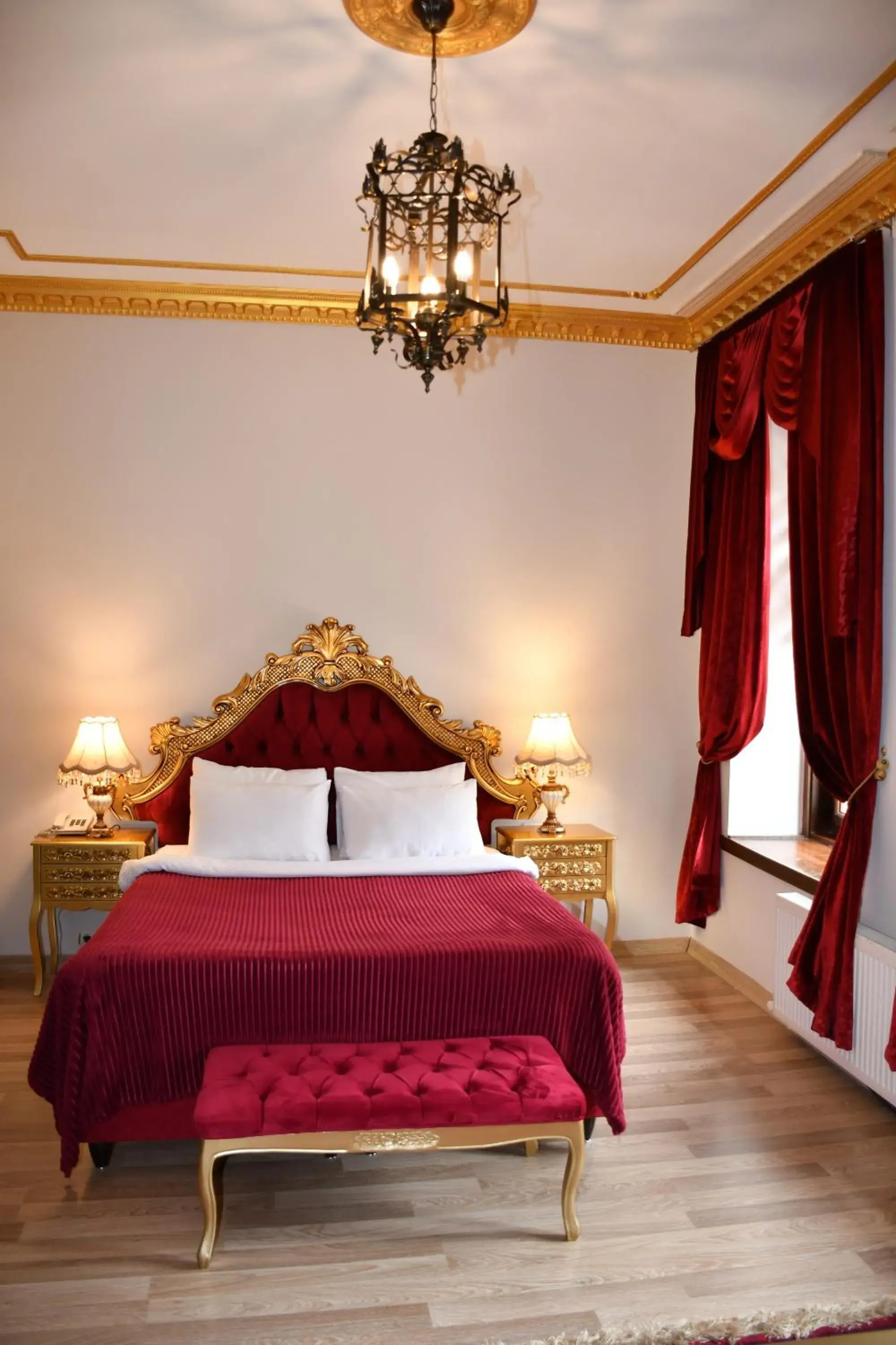 Standard Double Room in Katerina Palace 1877 Standard Double Room in Katerina Palace 1877