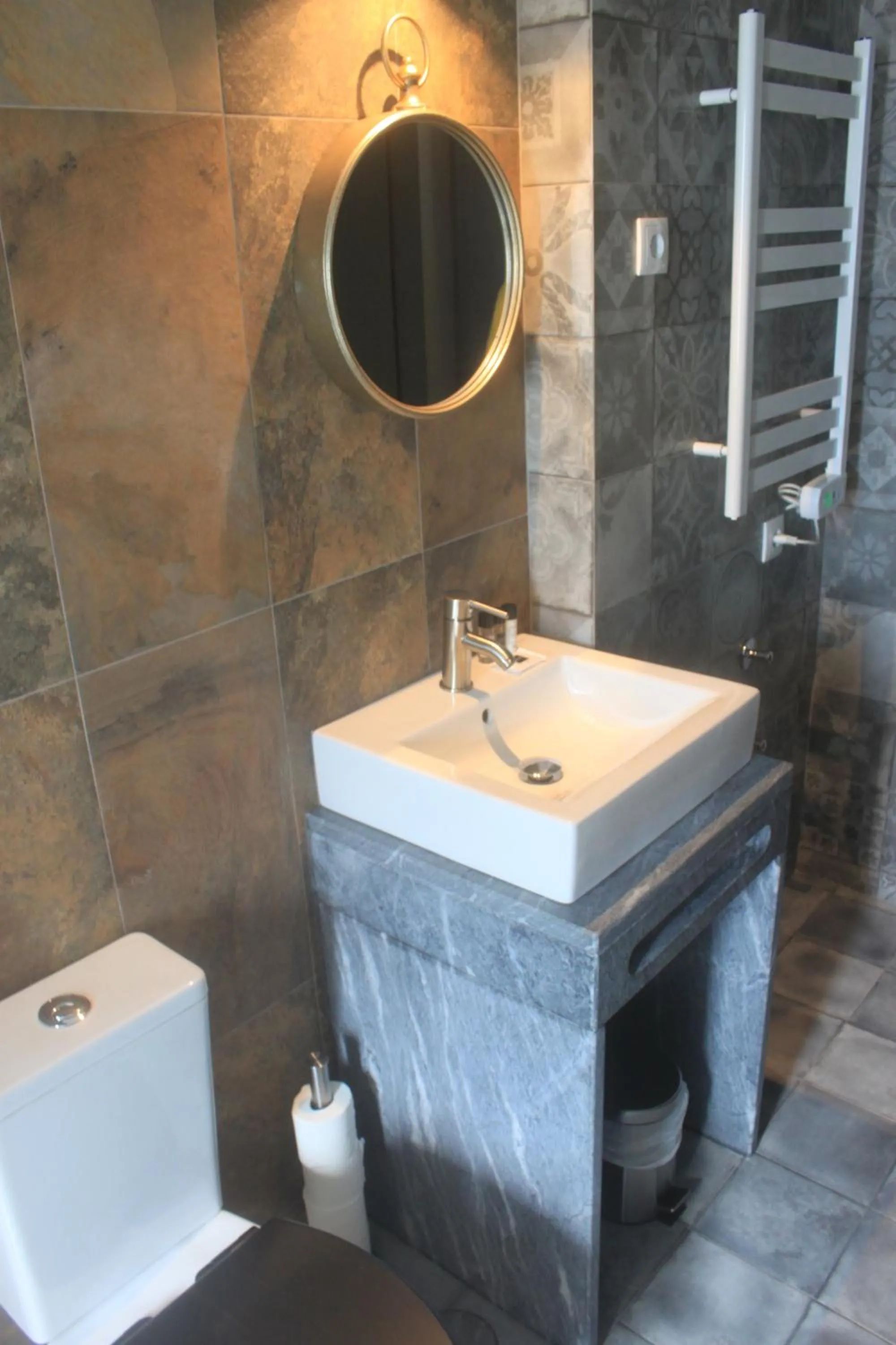 Bathroom in The Globetrotter's Inn