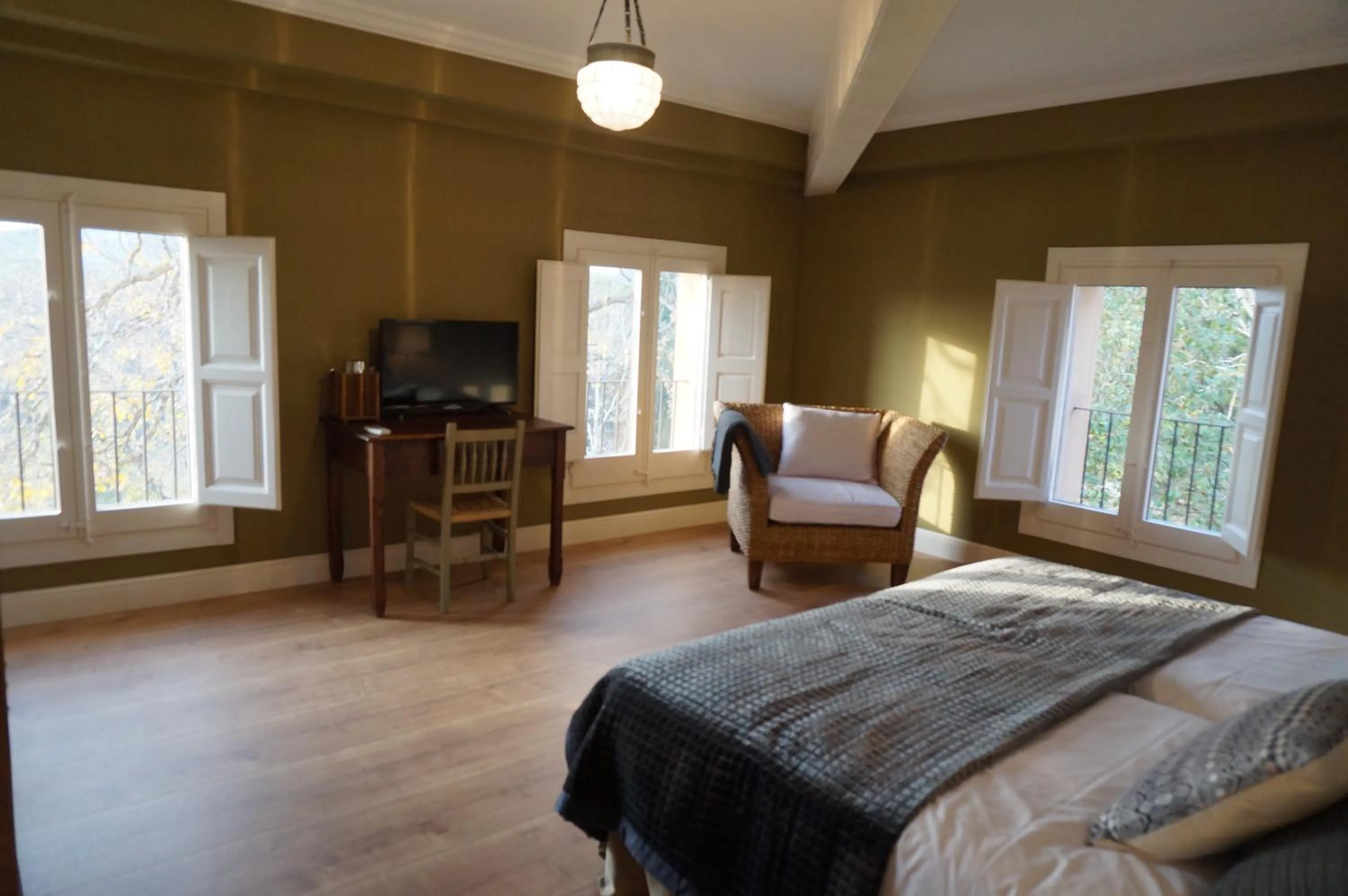 Photo of the whole room, Bed in Hotel Can Ribalta