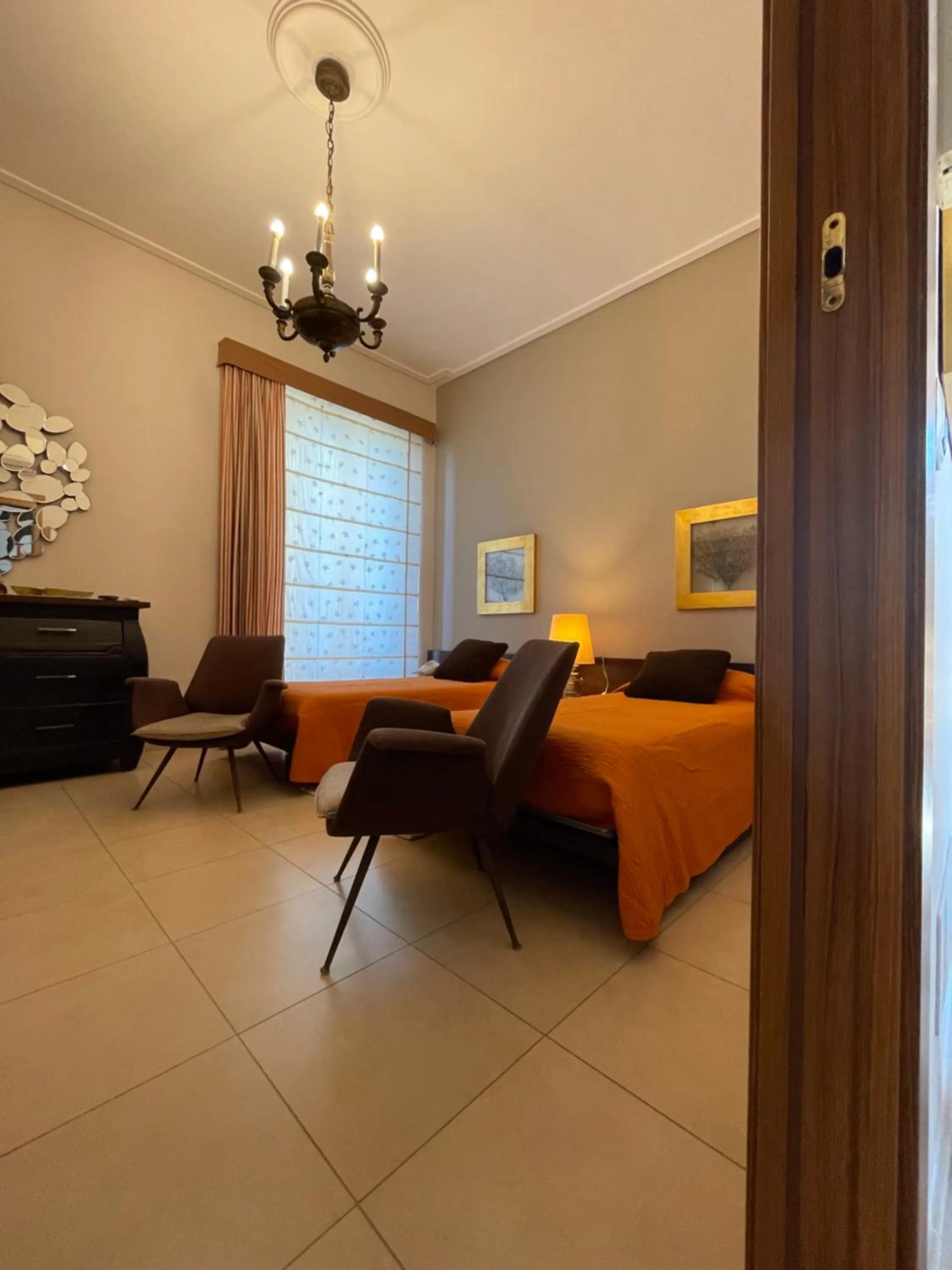 Photo of the whole room in Domus Felix