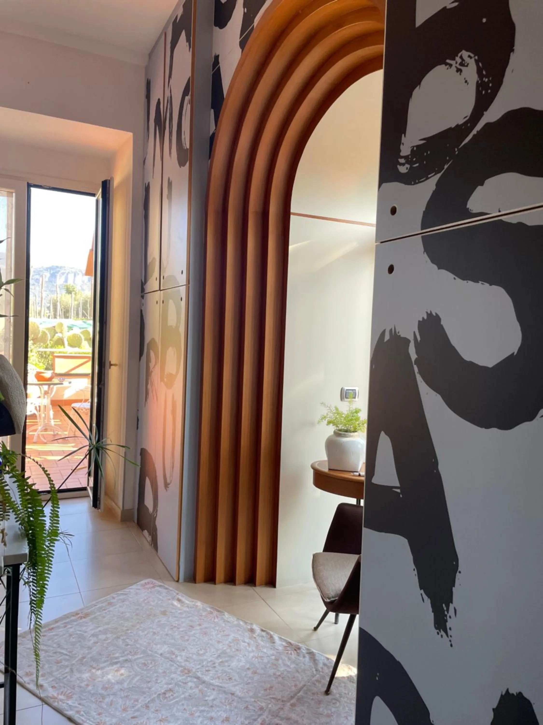 Seating area in Domus Felix