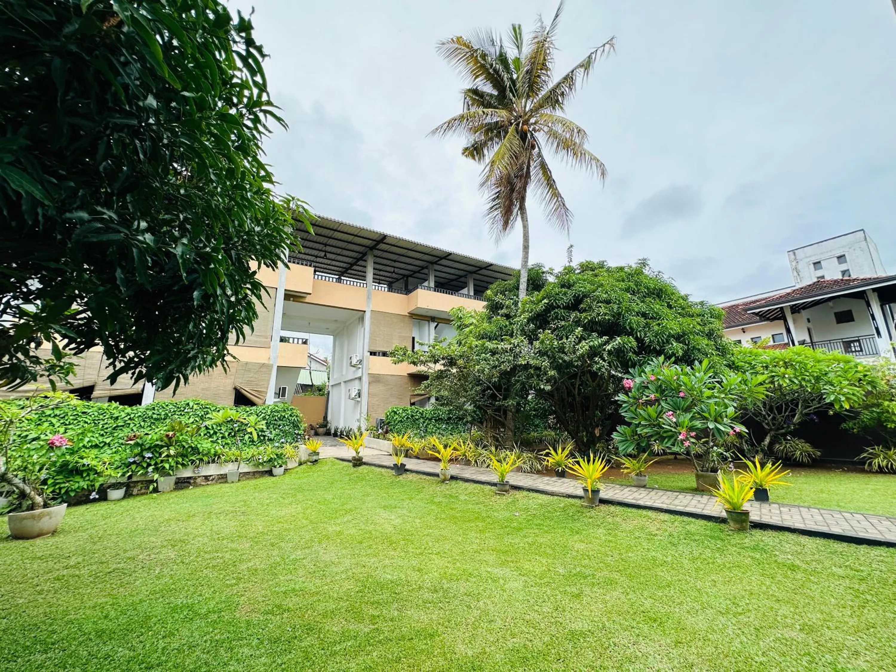 Property building in Sunrise Palace Negombo