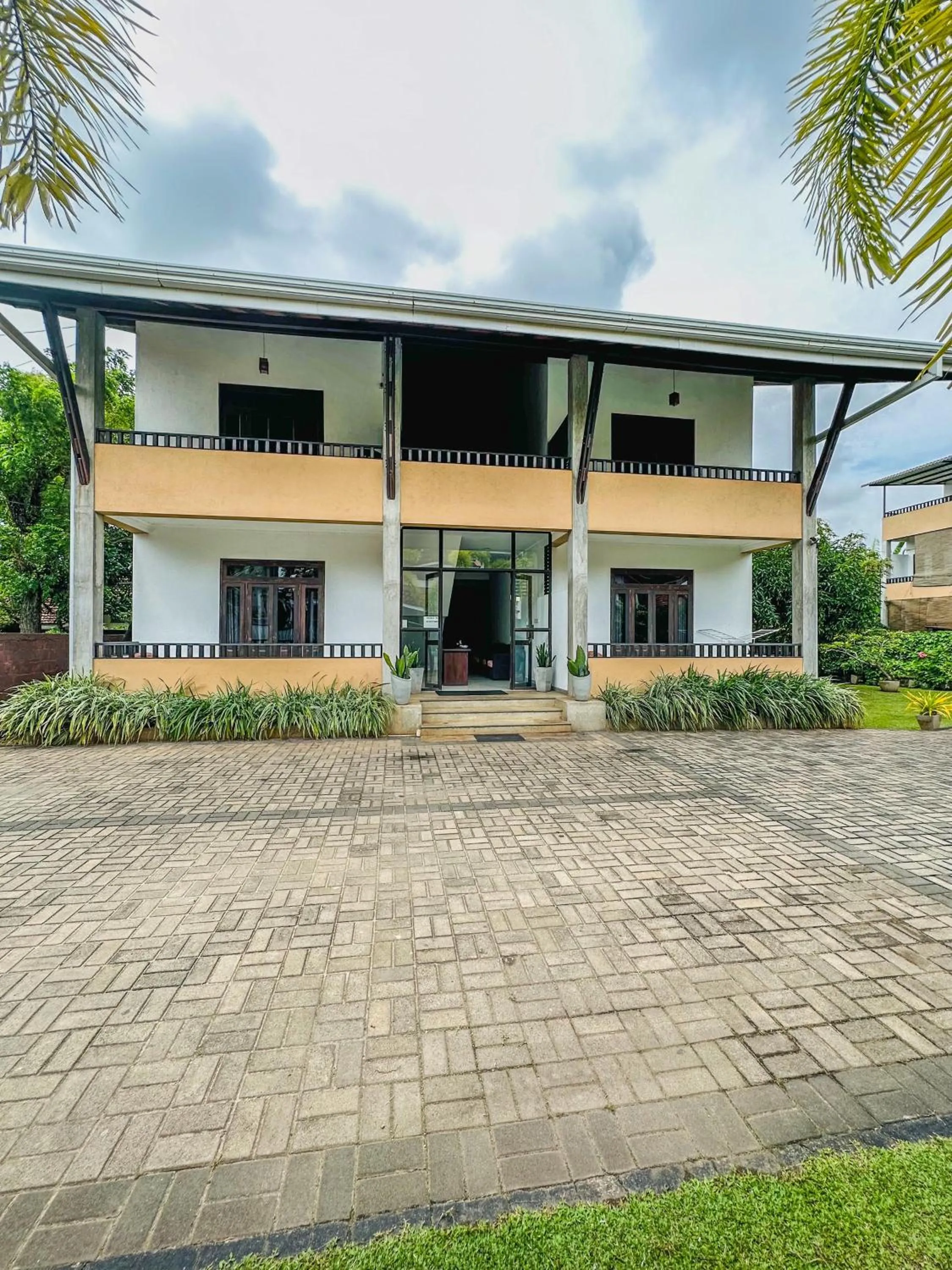 Property building in Sunrise Palace Negombo