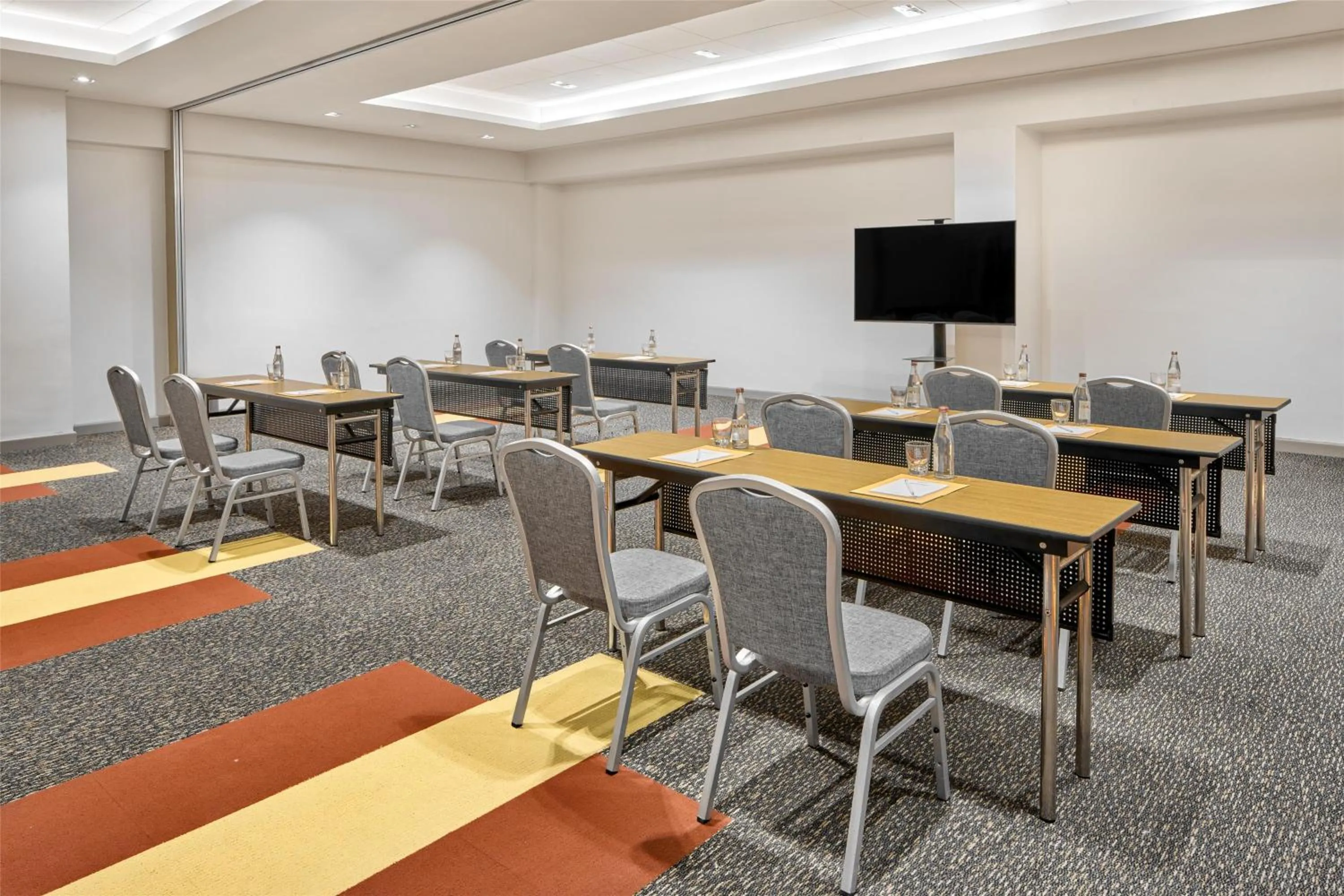 Meeting/conference room in Park Inn By Radisson Clark