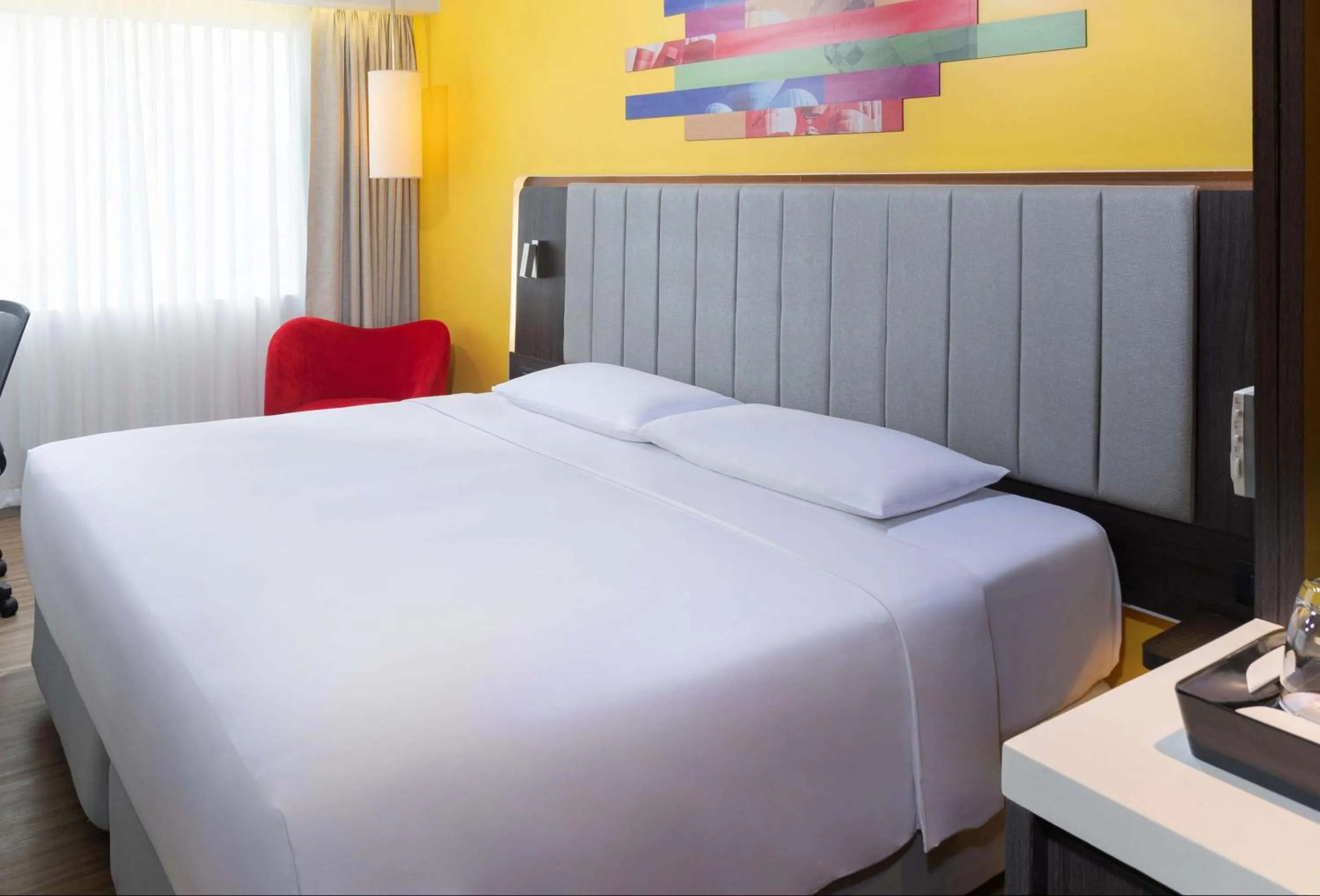 Bedroom, Bed in Park Inn By Radisson Clark