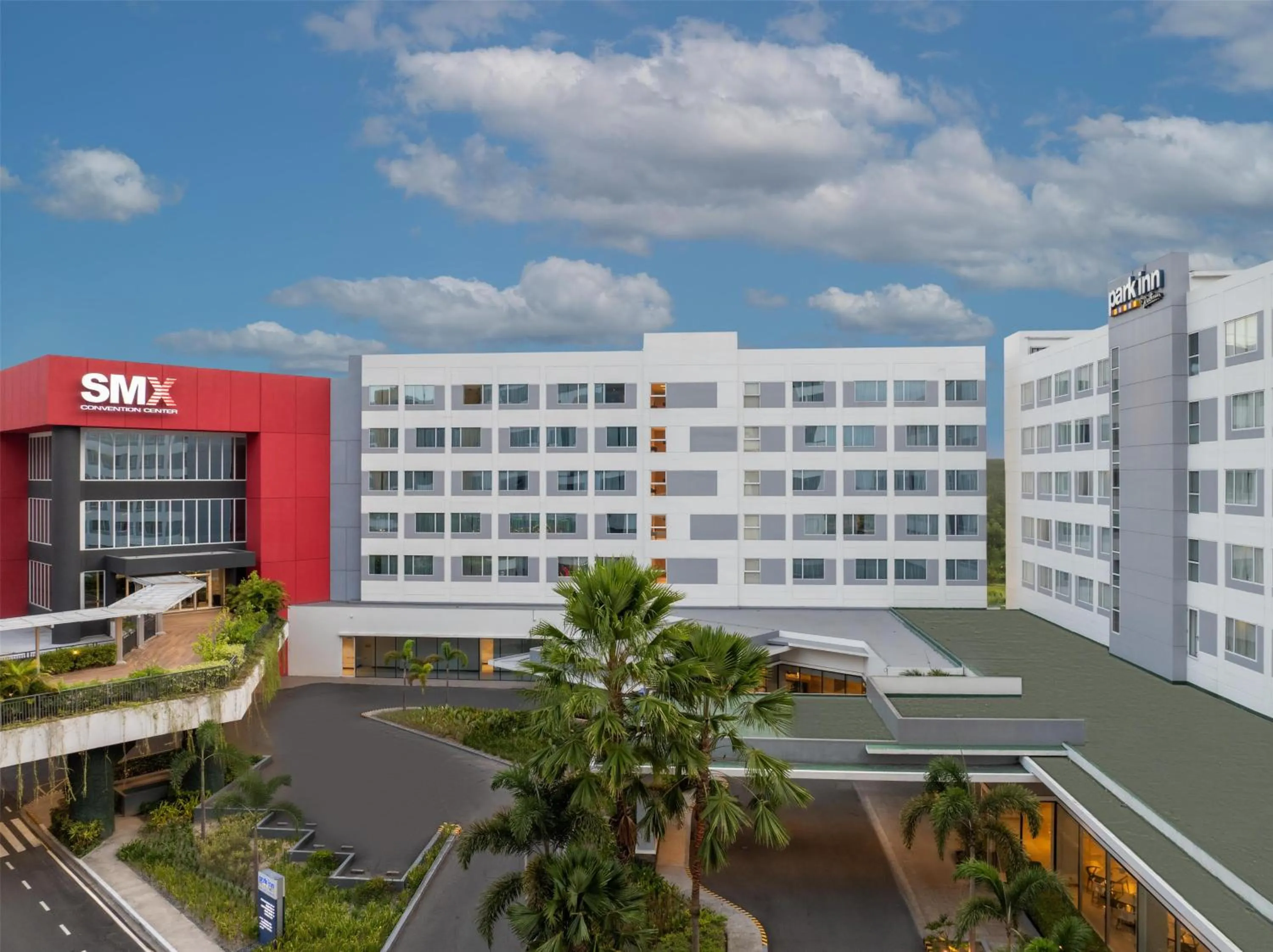 Property building in Park Inn By Radisson Clark