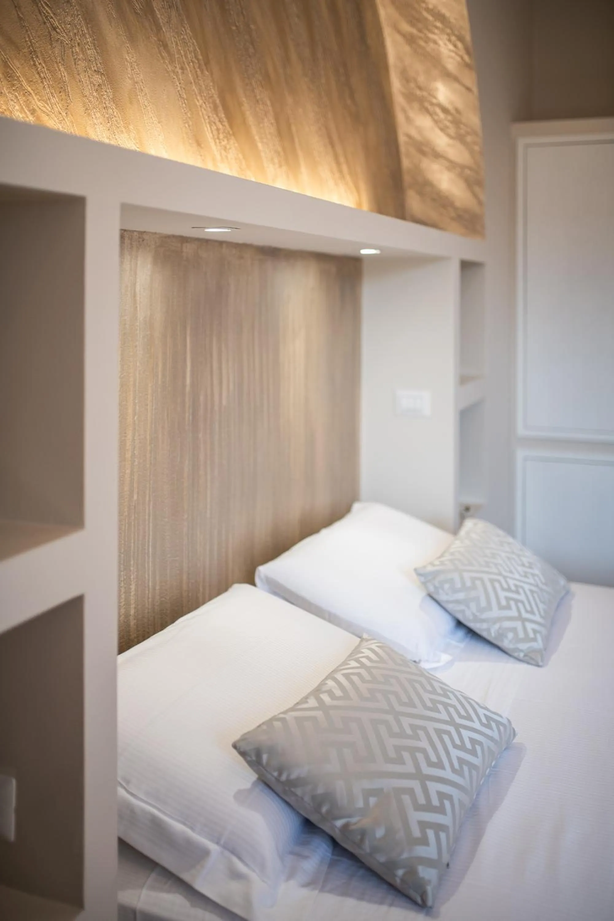 Bedroom, Bed in Top Floor Colosseo Guesthouse