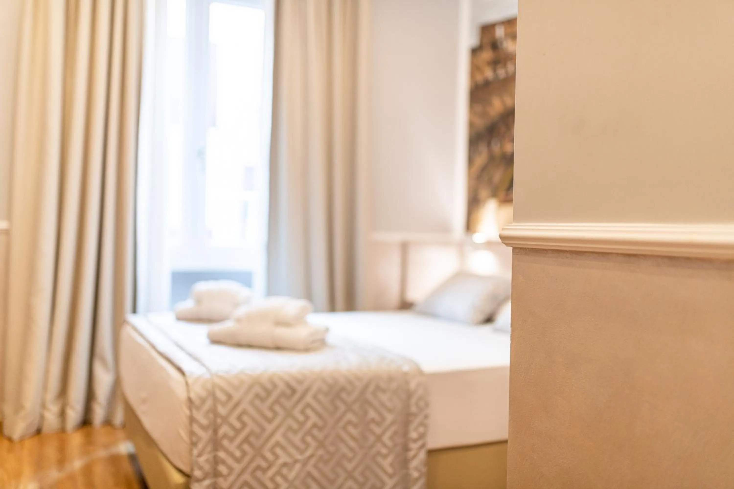 Photo of the whole room, Bed in Top Floor Colosseo Guesthouse