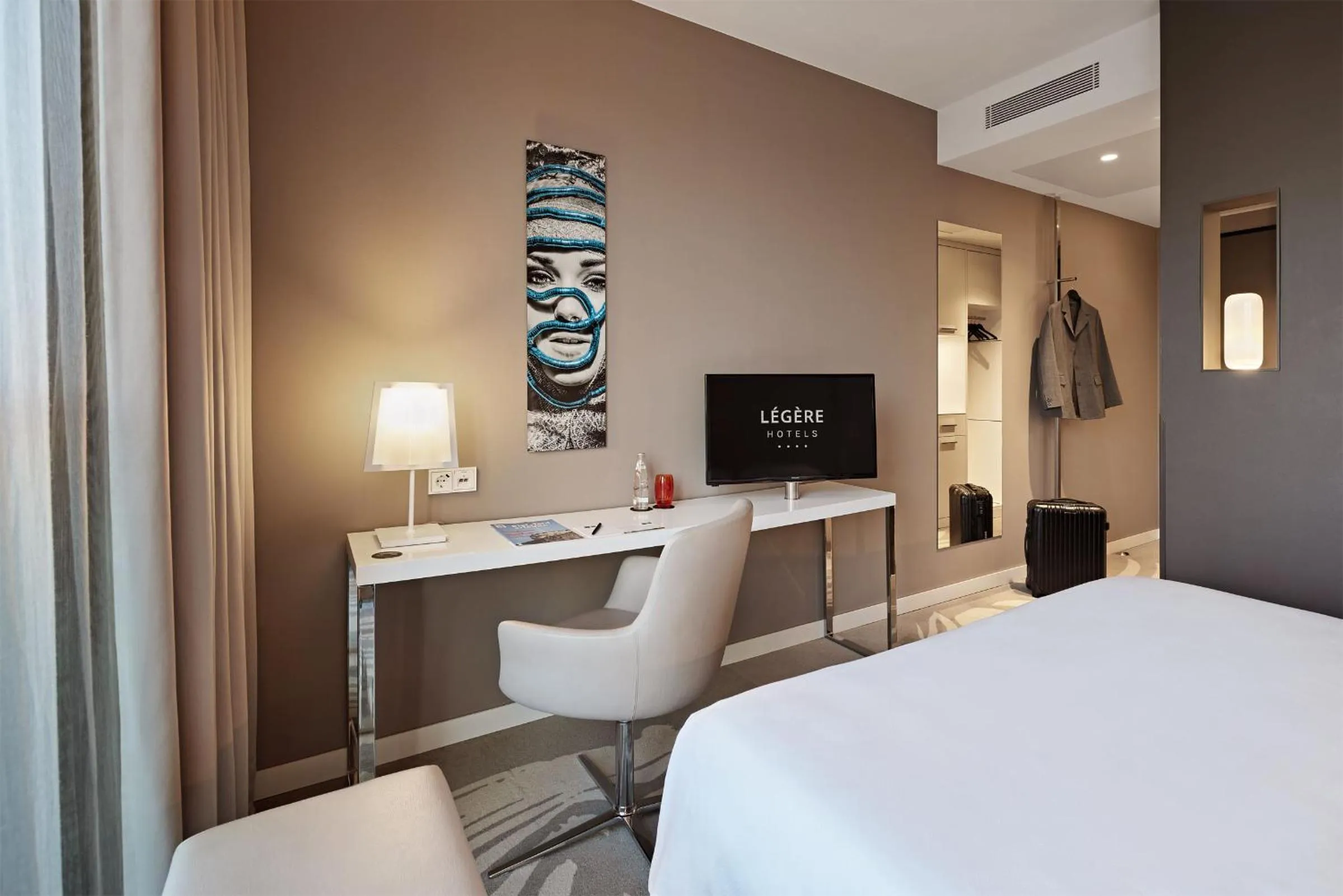 Photo of the whole room, Bed in LEGERE HOTEL Bielefeld