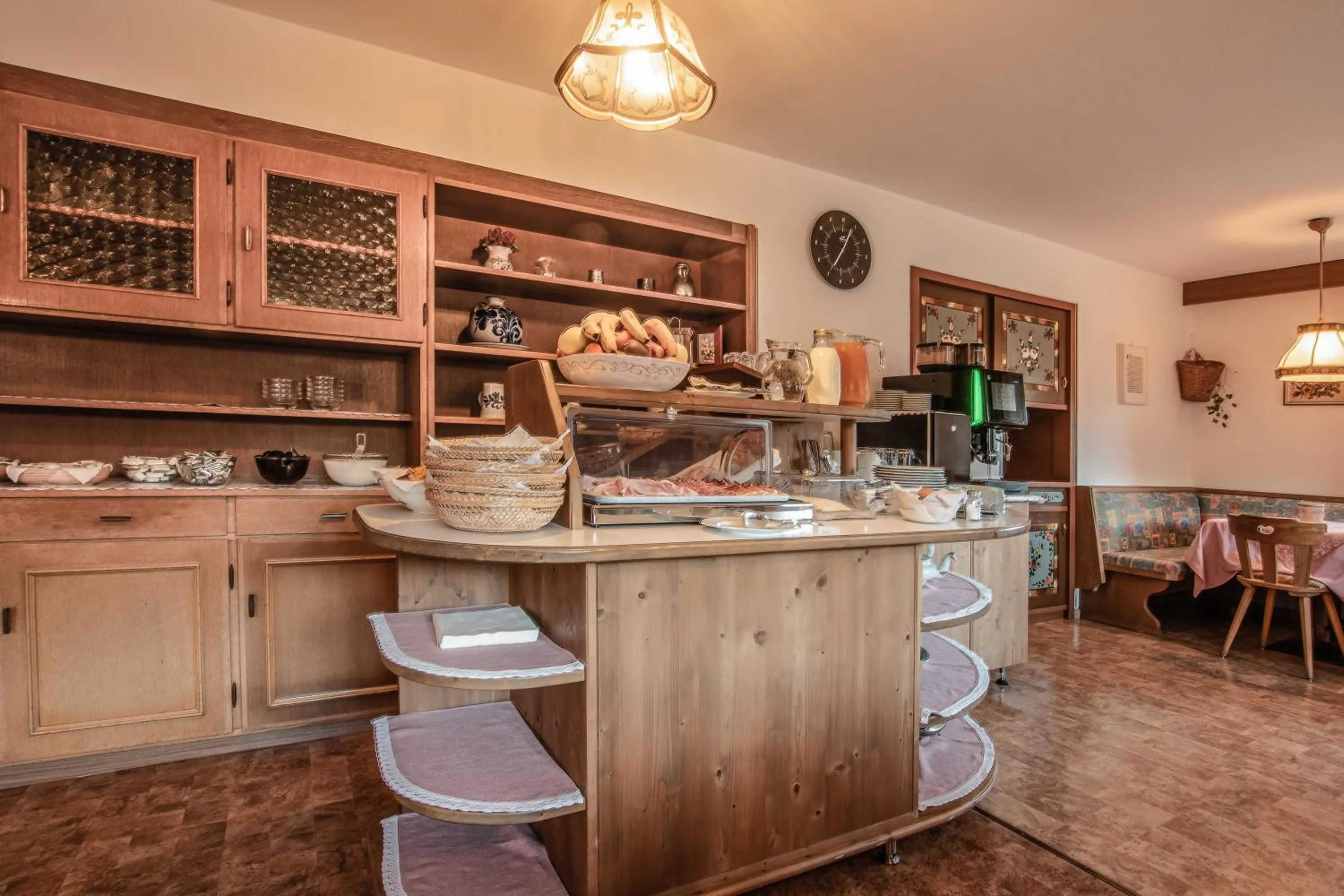 Breakfast in Garni Baita