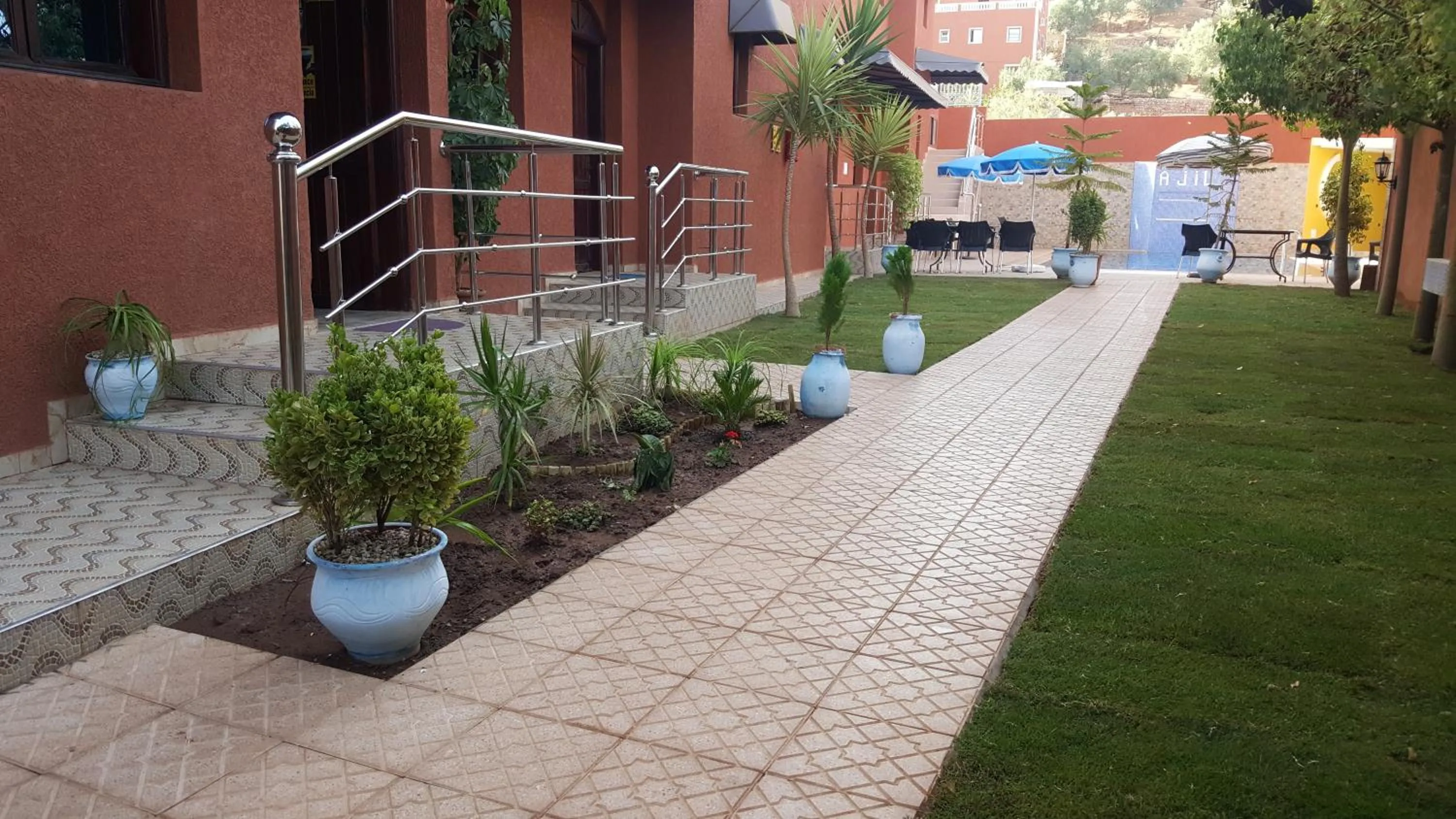 Garden in Hôtel Ajil Cascades D'ouzoud