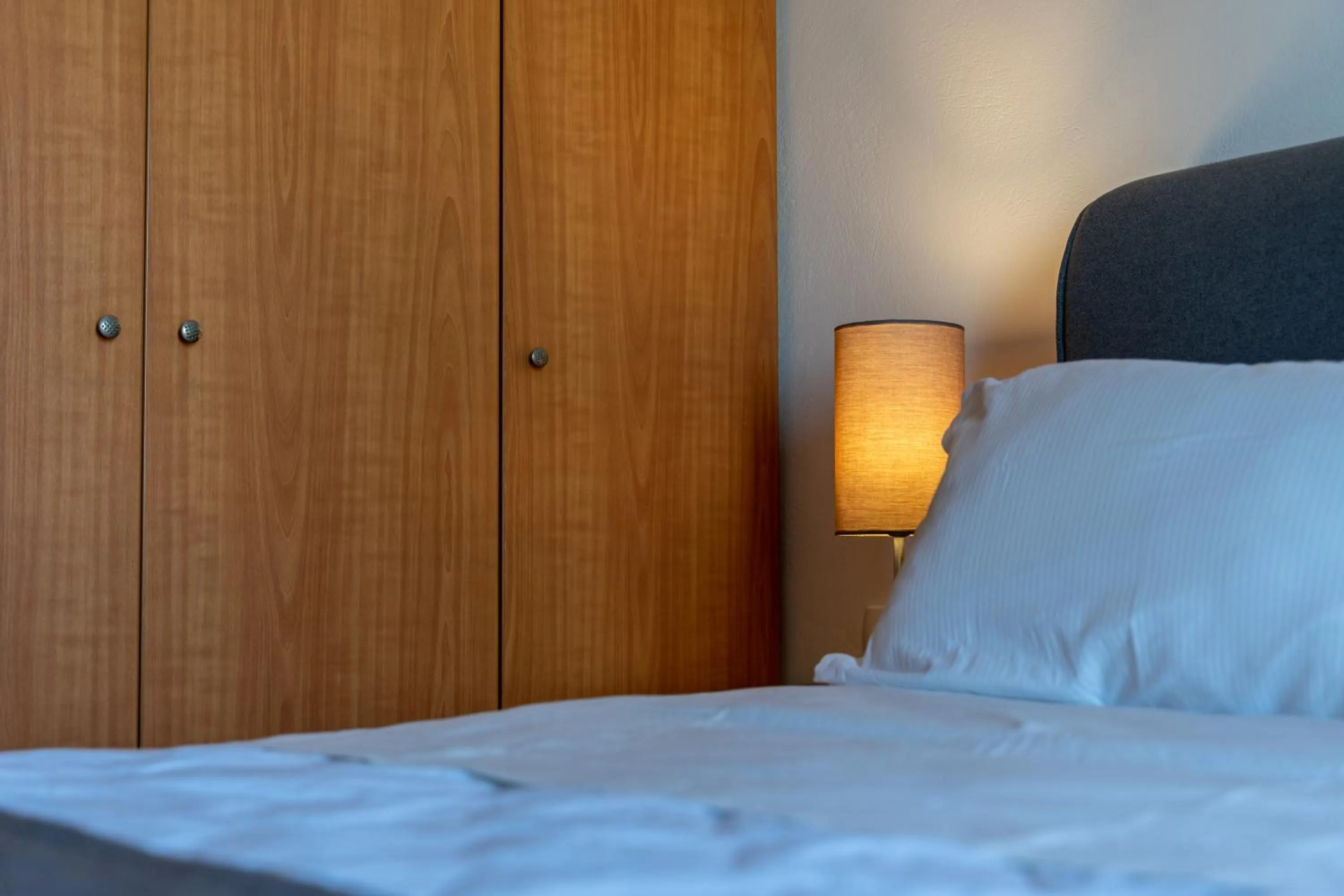 wardrobe, Bed in Ampelos Executive Houses