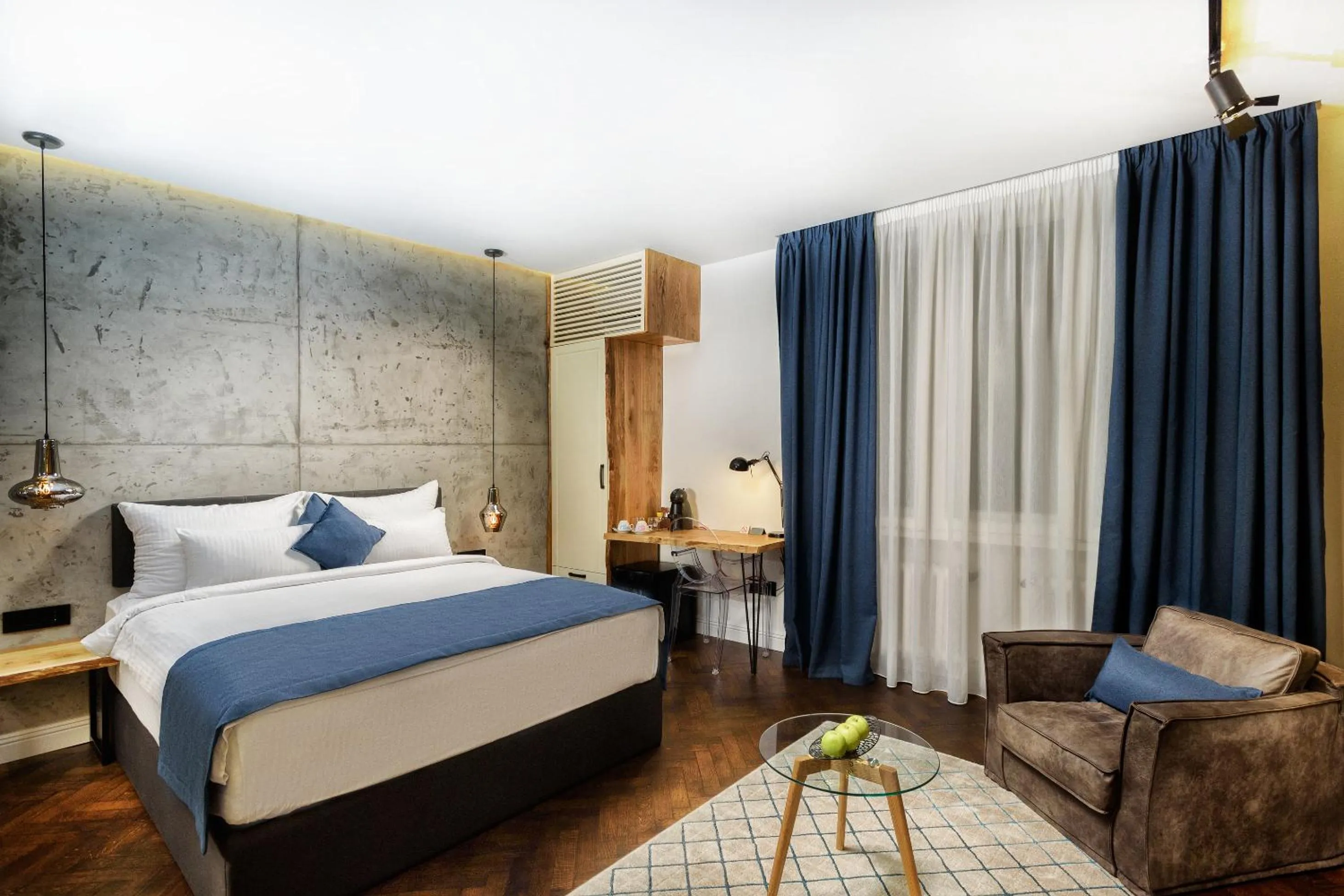 Bathroom, Bed in One Luxury Suites