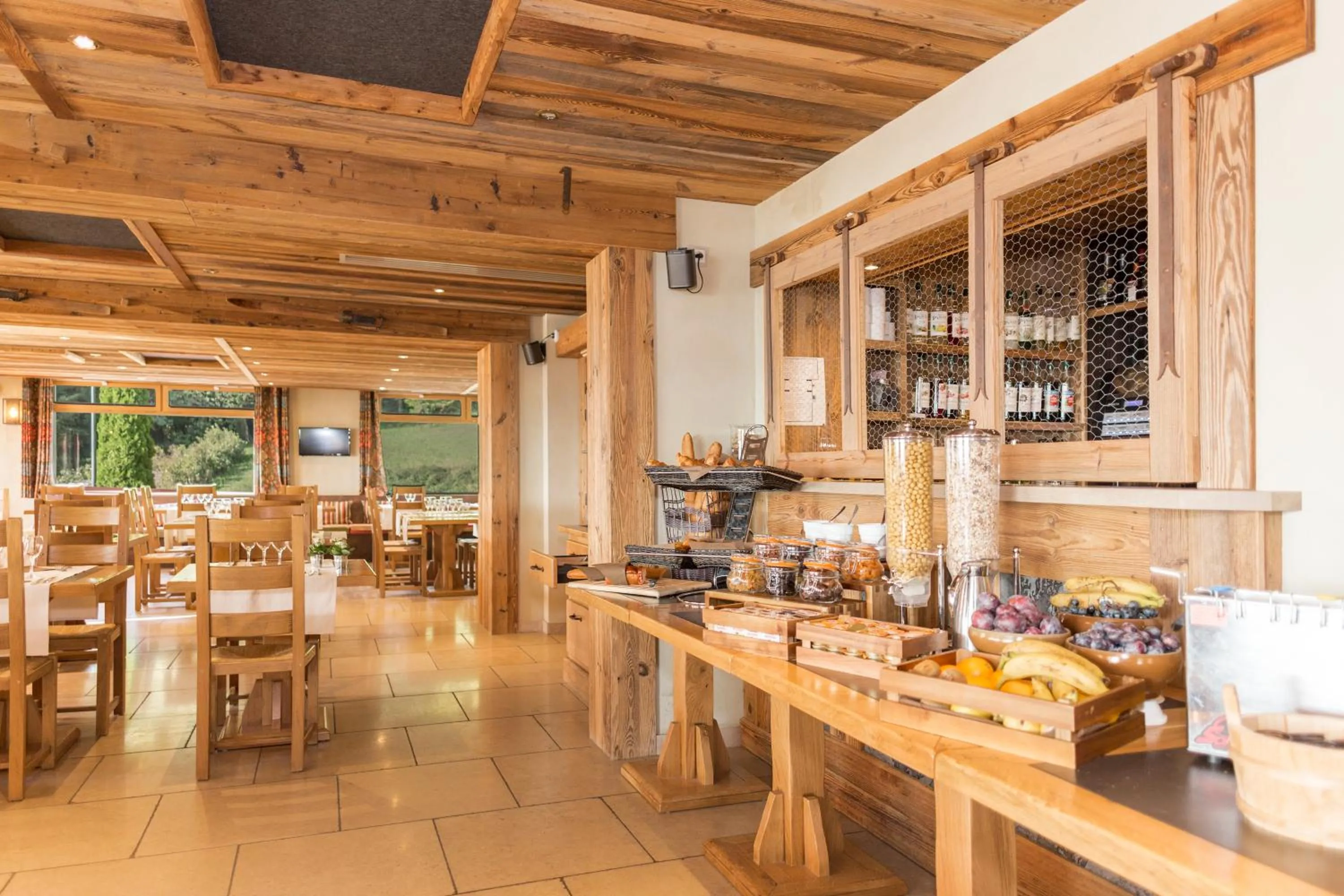 Restaurant/places to eat in Hôtel-Restaurant Bois Joly