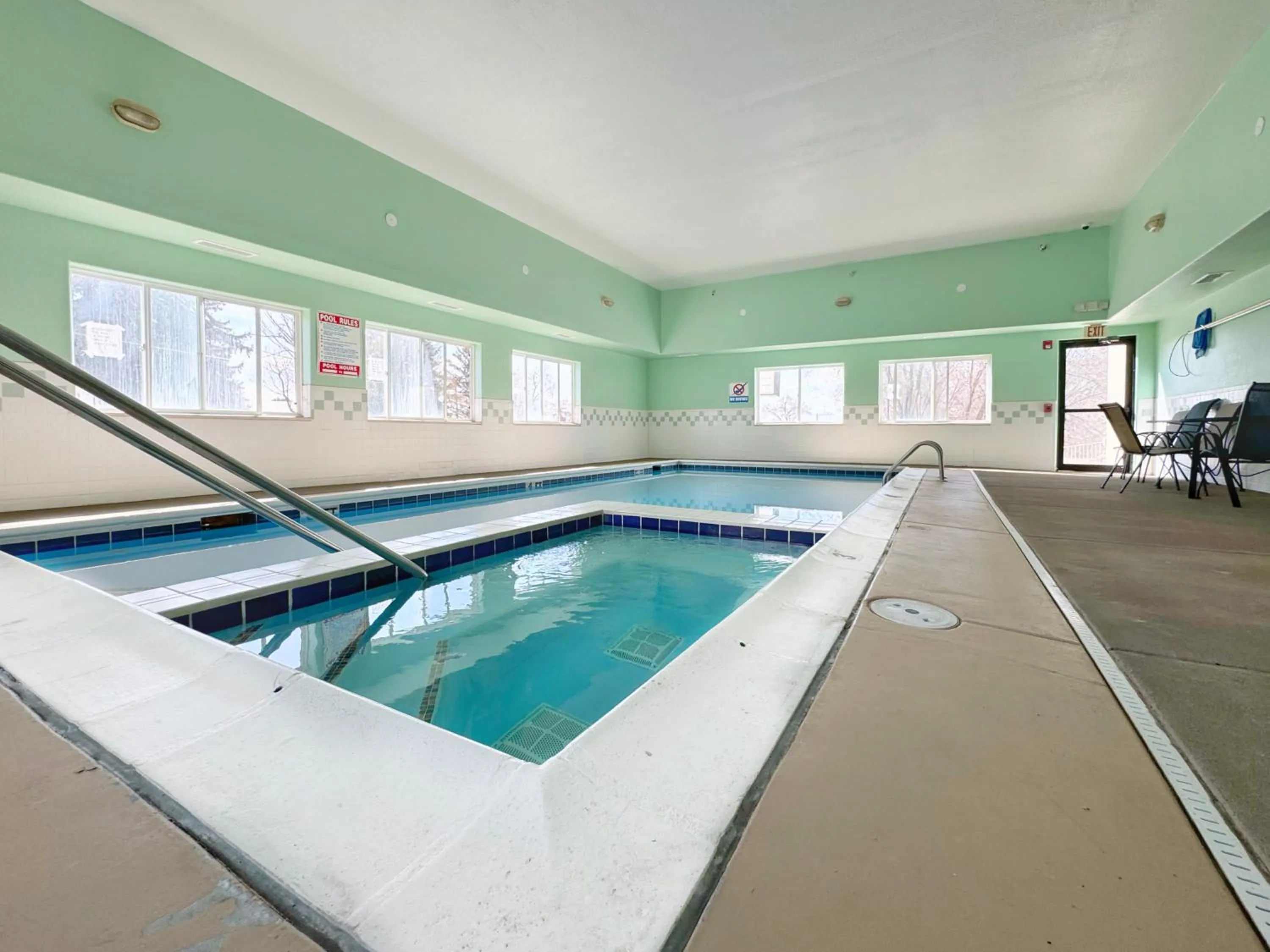 Hot Tub in Stay Wise Inn Cedaredge