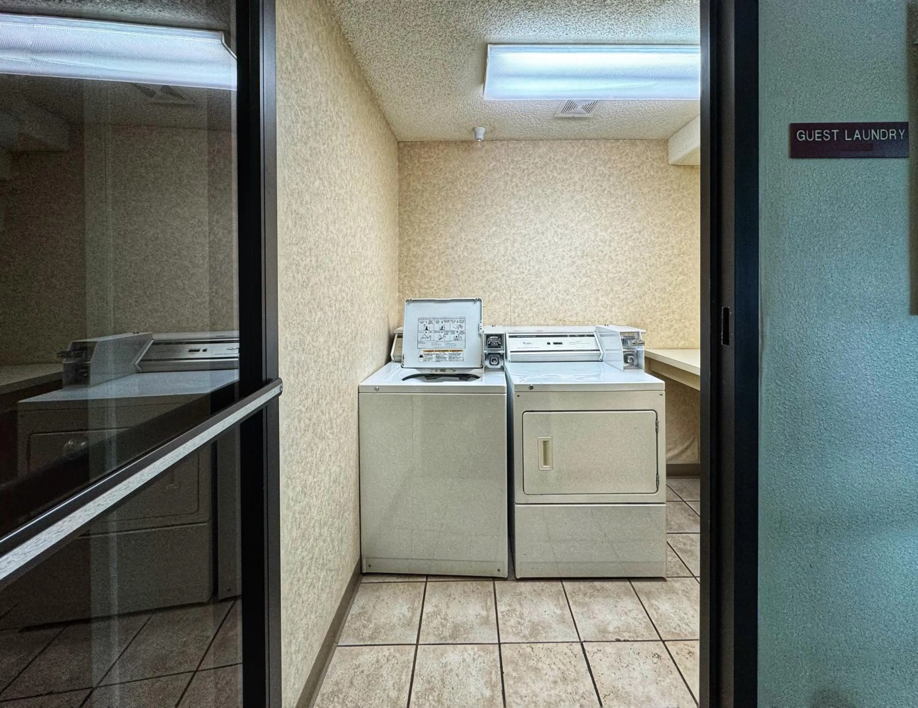 laundry in Stay Wise Inn Cedaredge