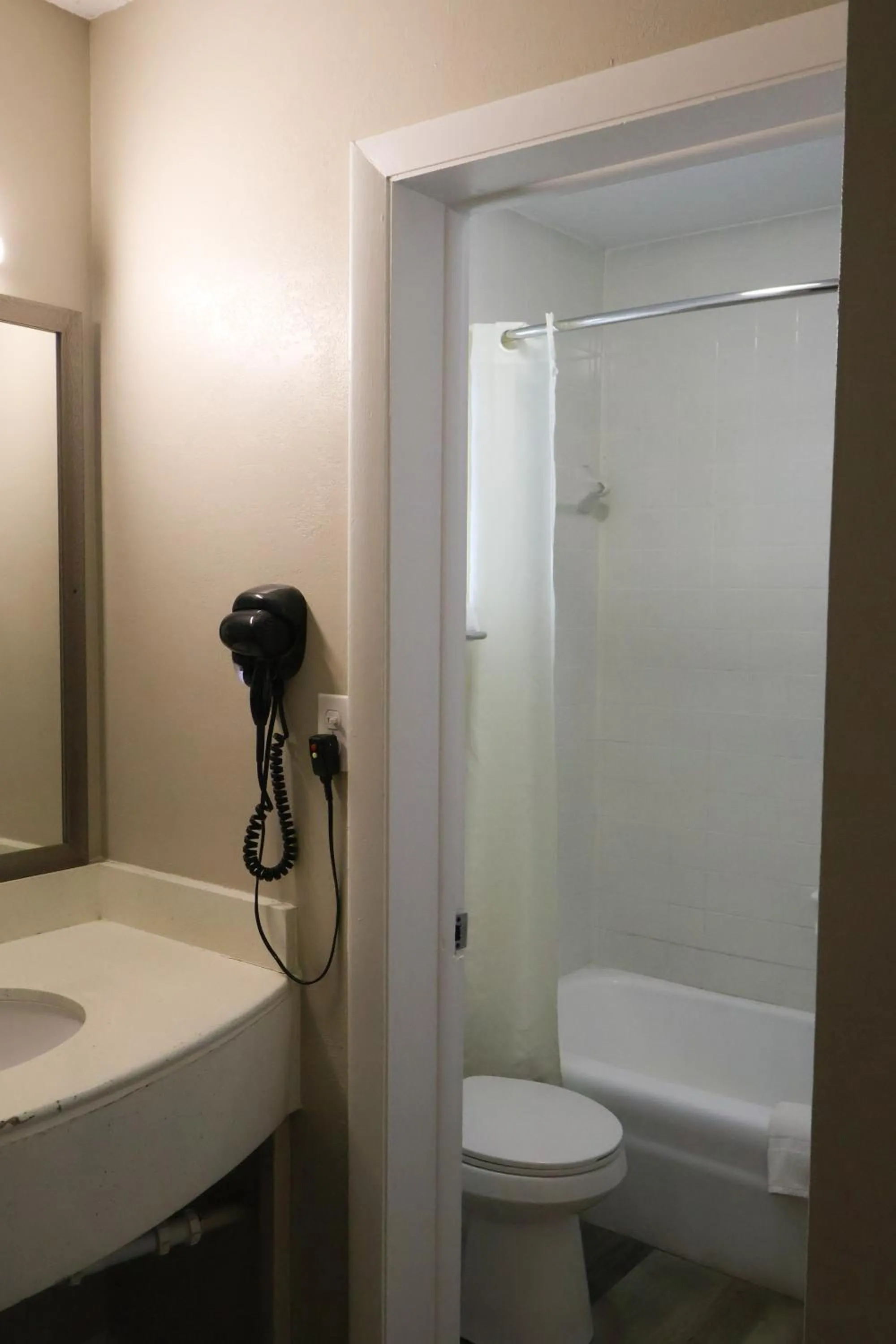 Economy Inn Historic District