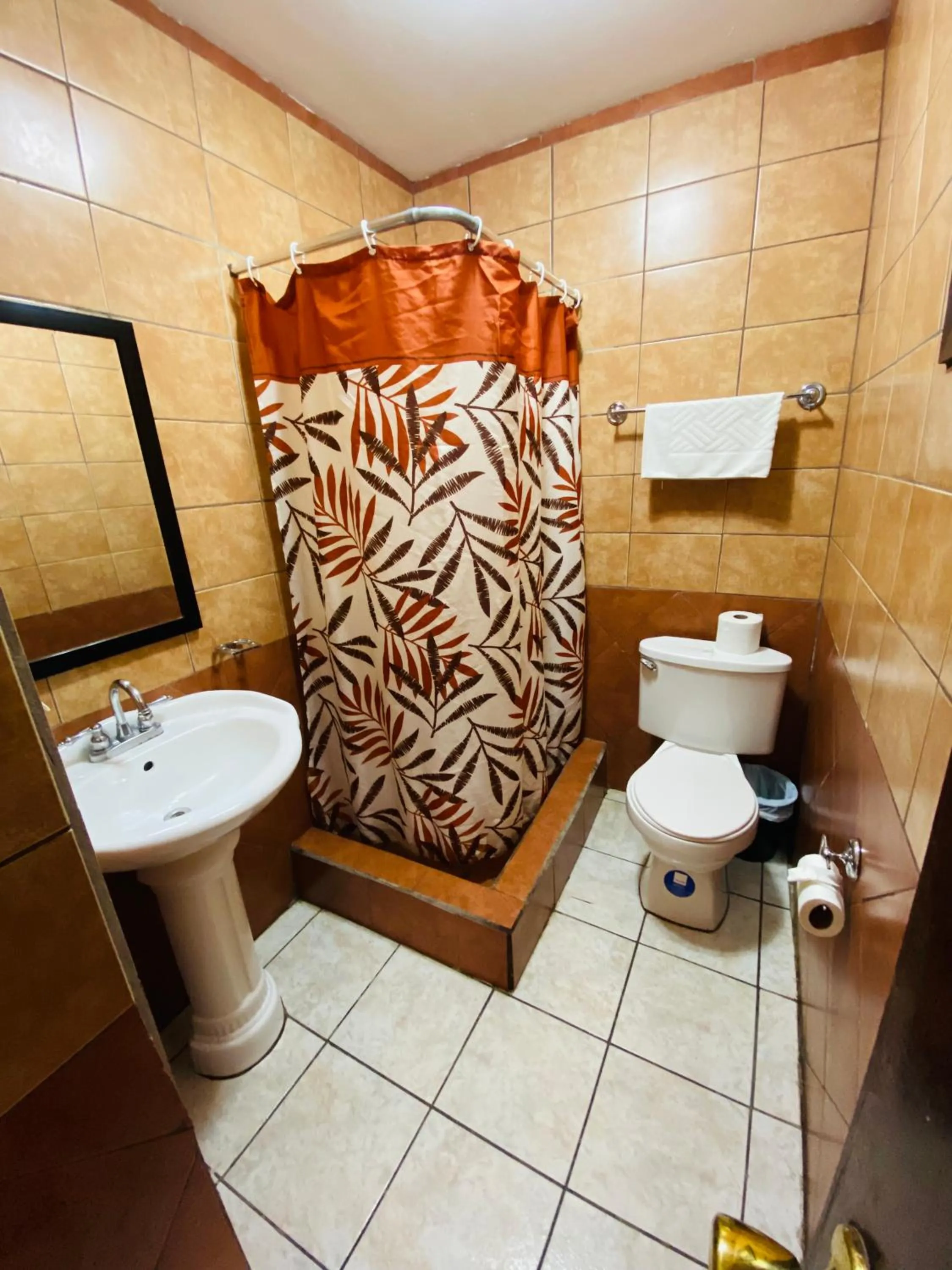 Bathroom in Hotel Puerto Libre