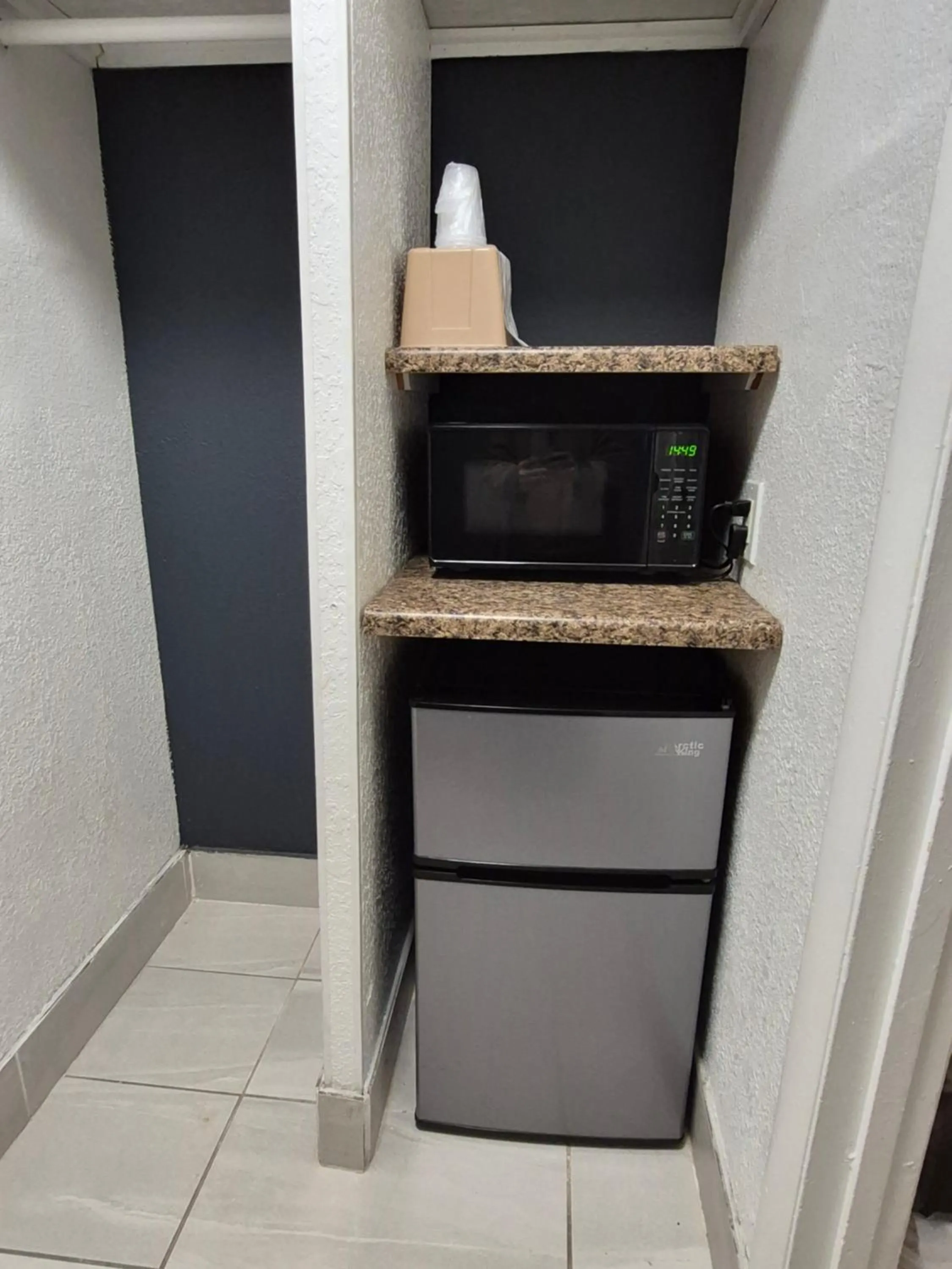 Budget Inn