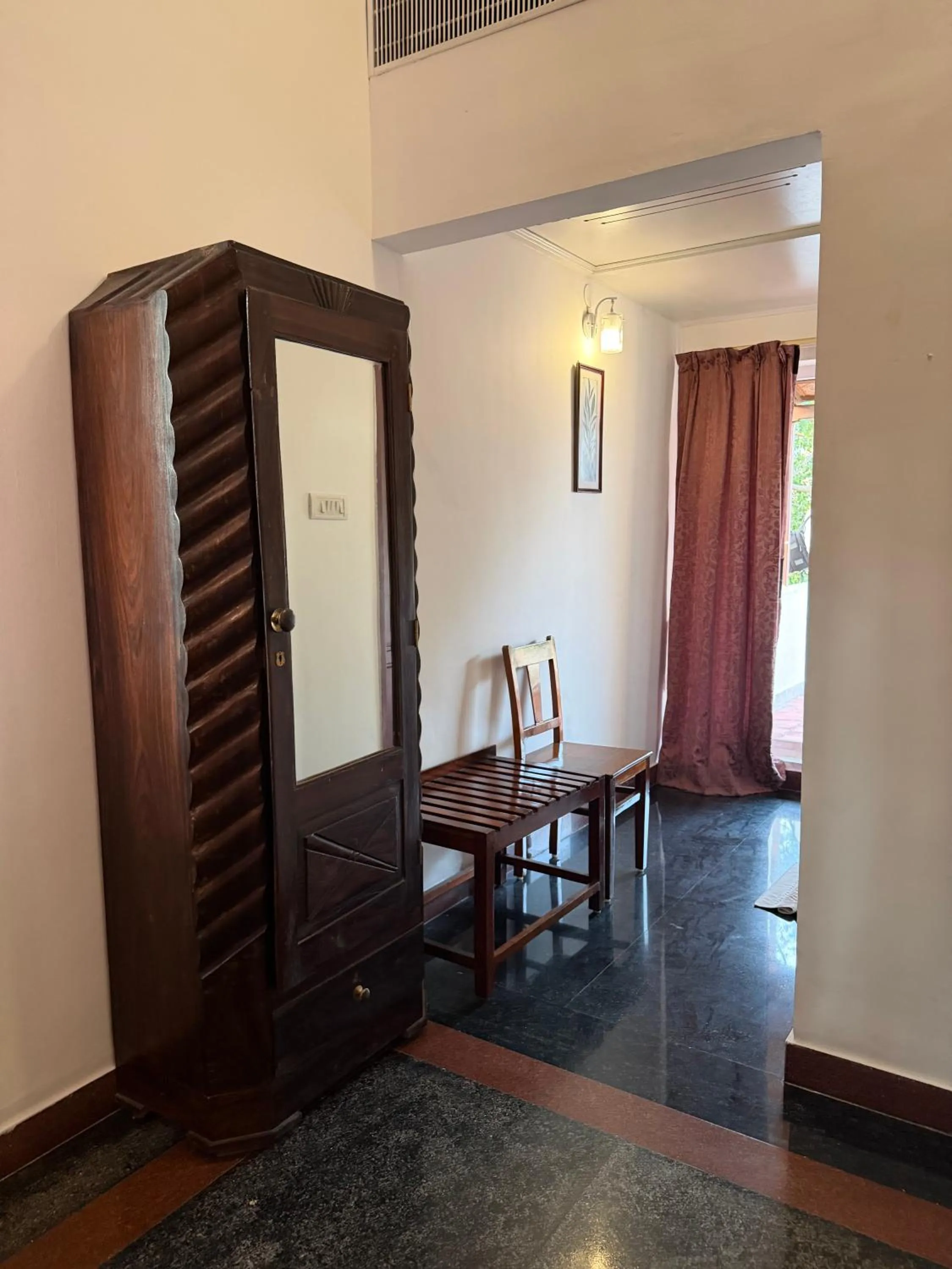 wardrobe in Hotel Bon Sejour