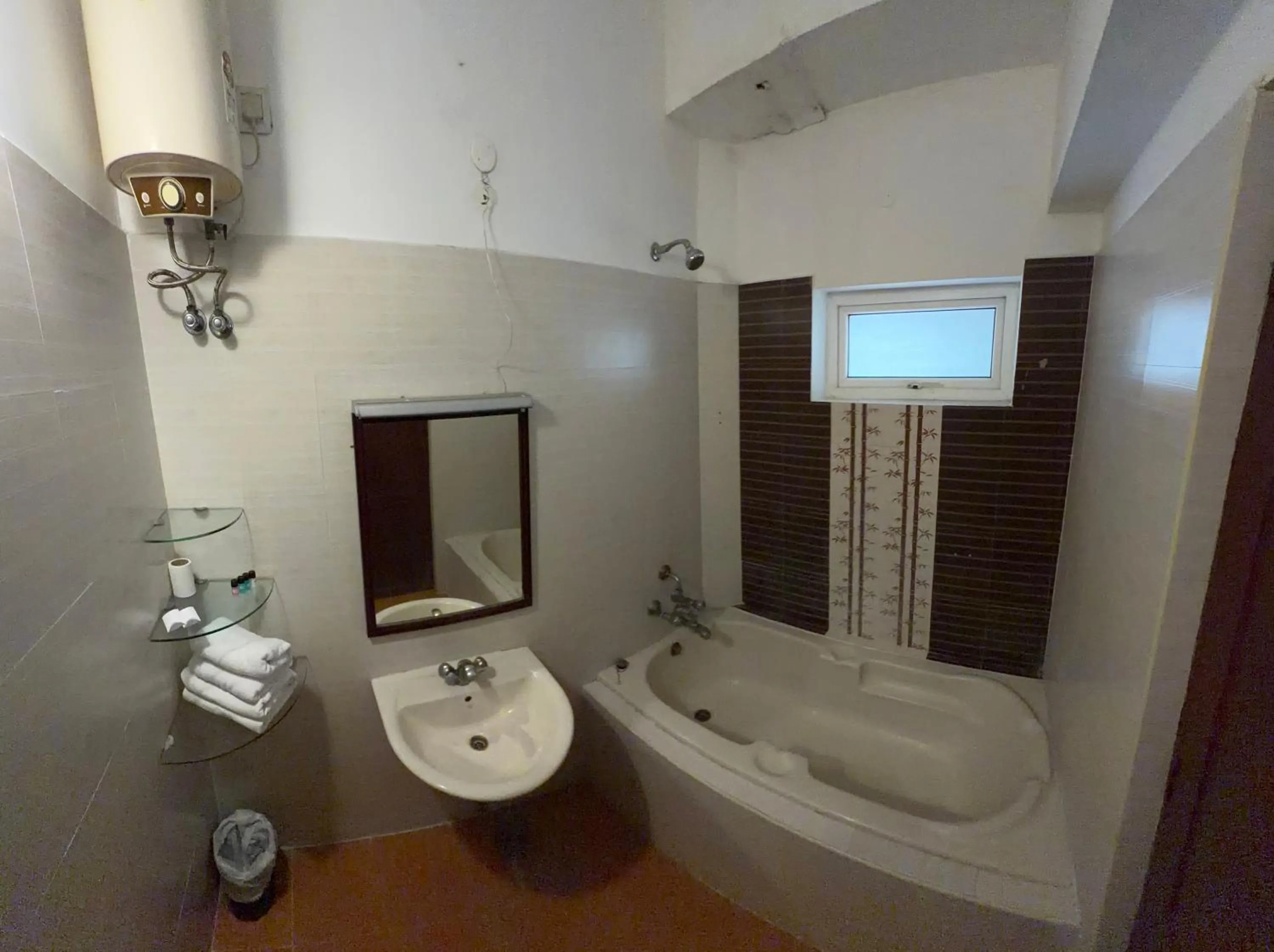 Bathroom in Hotel Bon Sejour