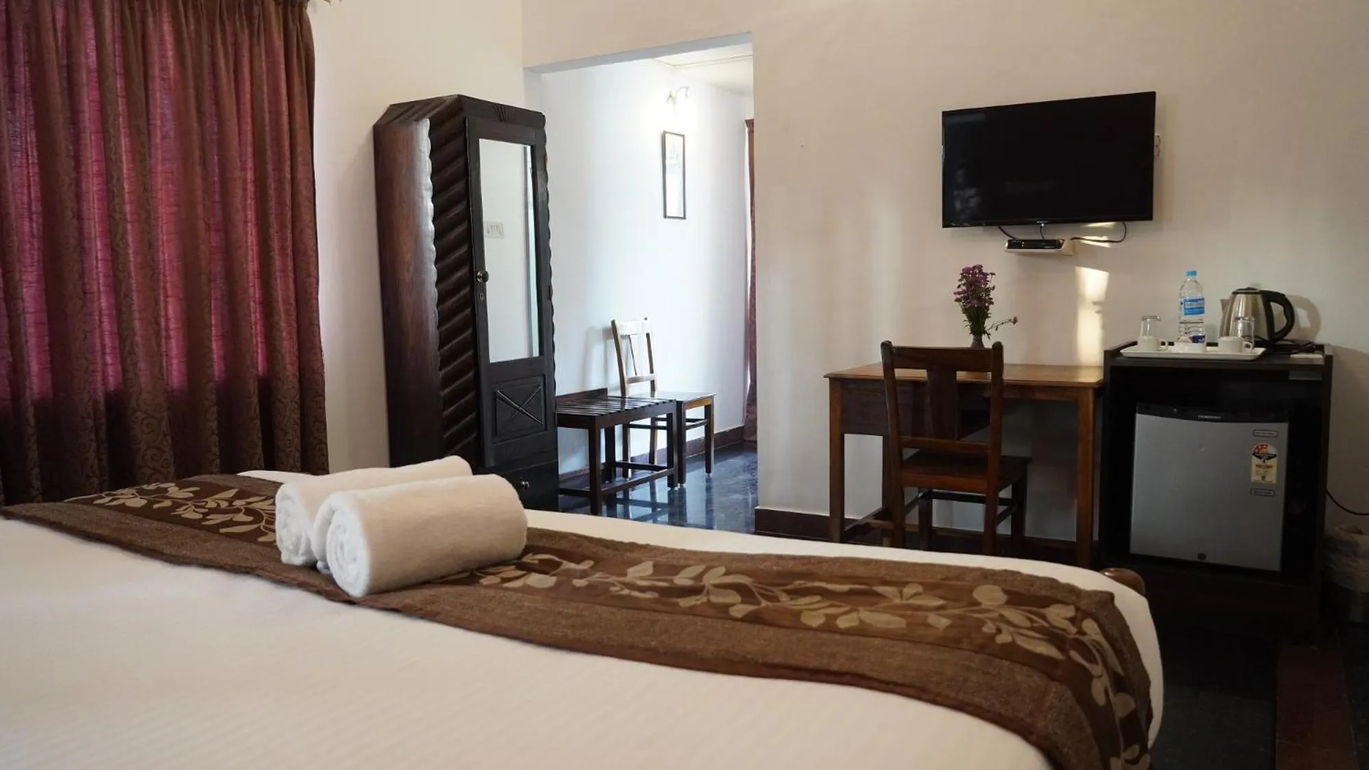 Bedroom, Bed in Hotel Bon Sejour