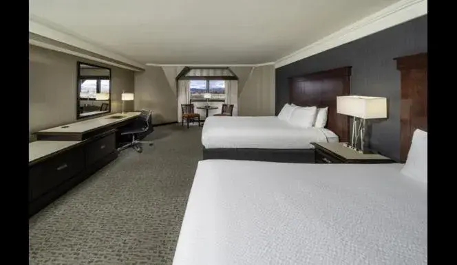 Standard King Room - Smoking in Carson Valley Inn Standard King Room - Smoking in Carson Valley Inn