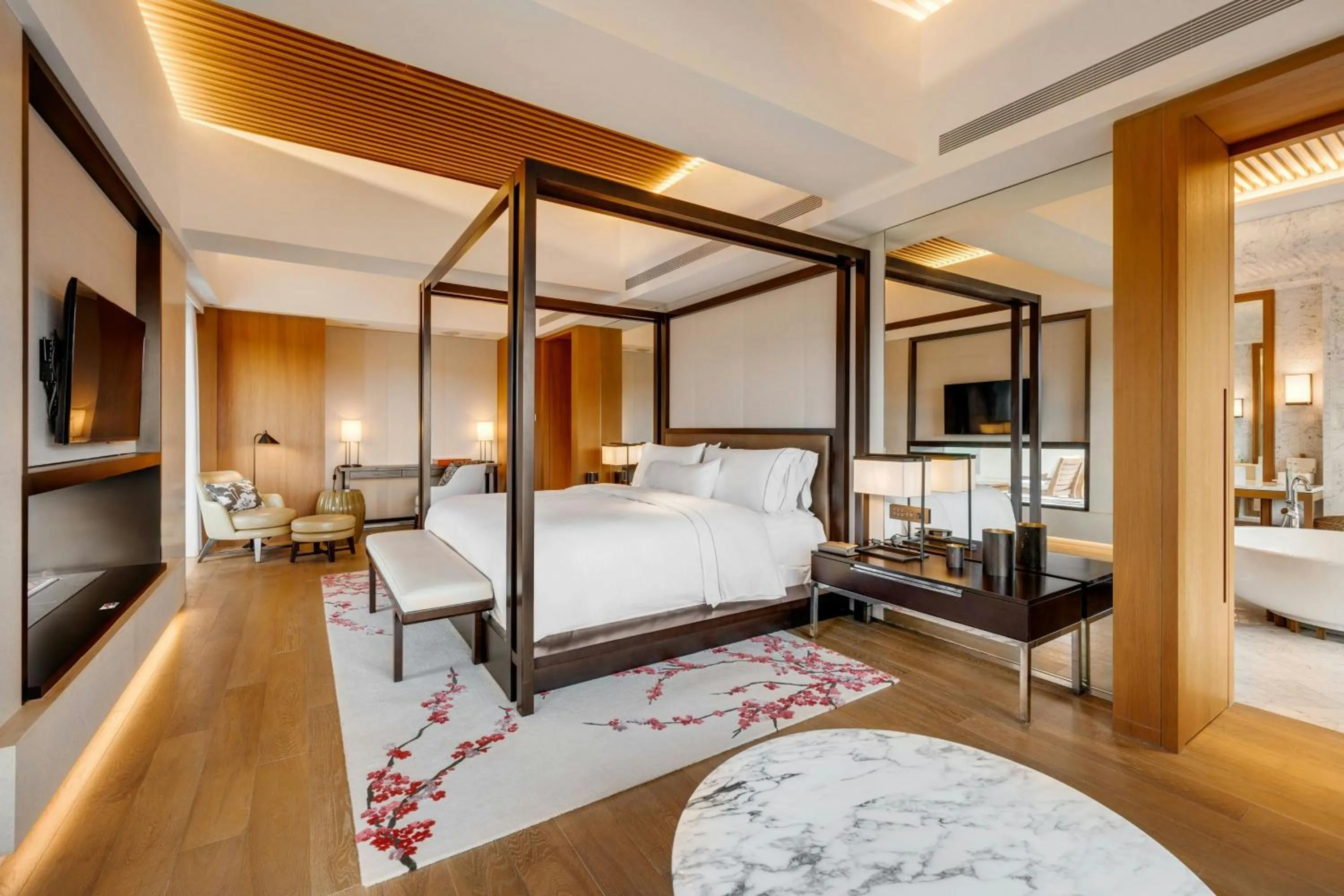 Photo of the whole room, Bed in The Westin Tashee Resort, Taoyuan