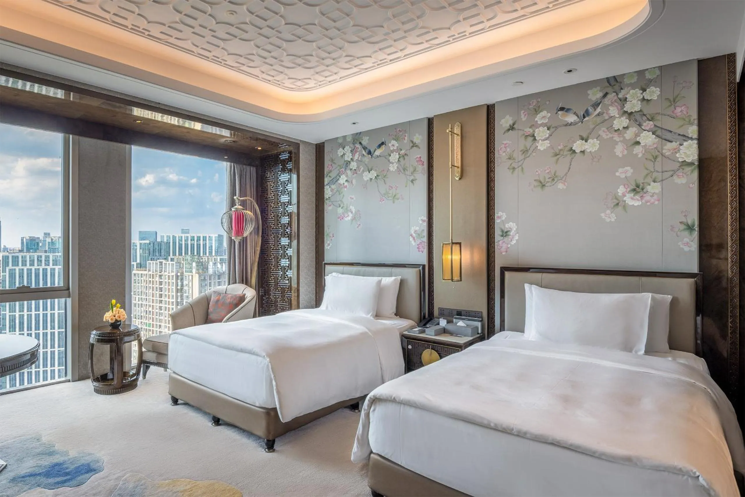 Bed in Wanda Reign Chengdu