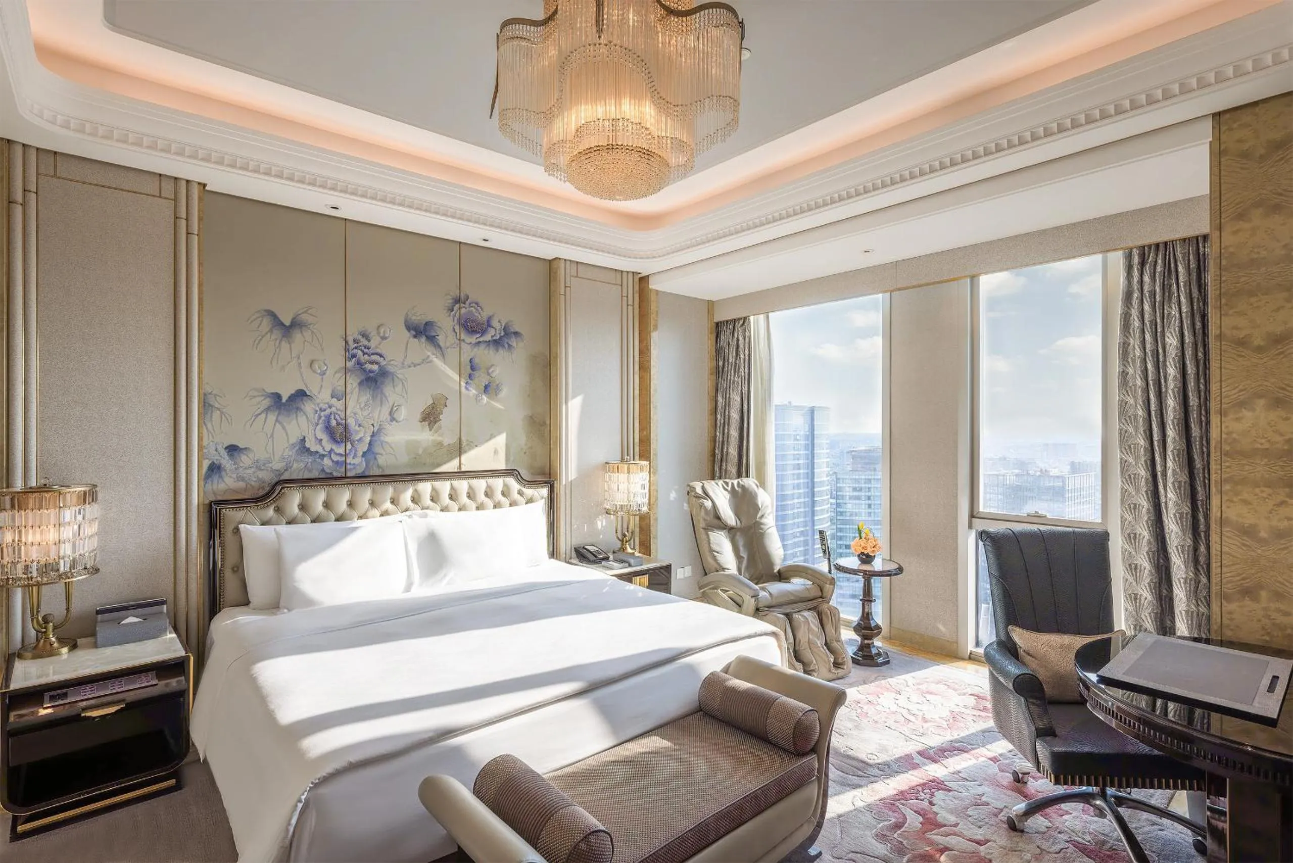 On site, Bed in Wanda Reign Chengdu