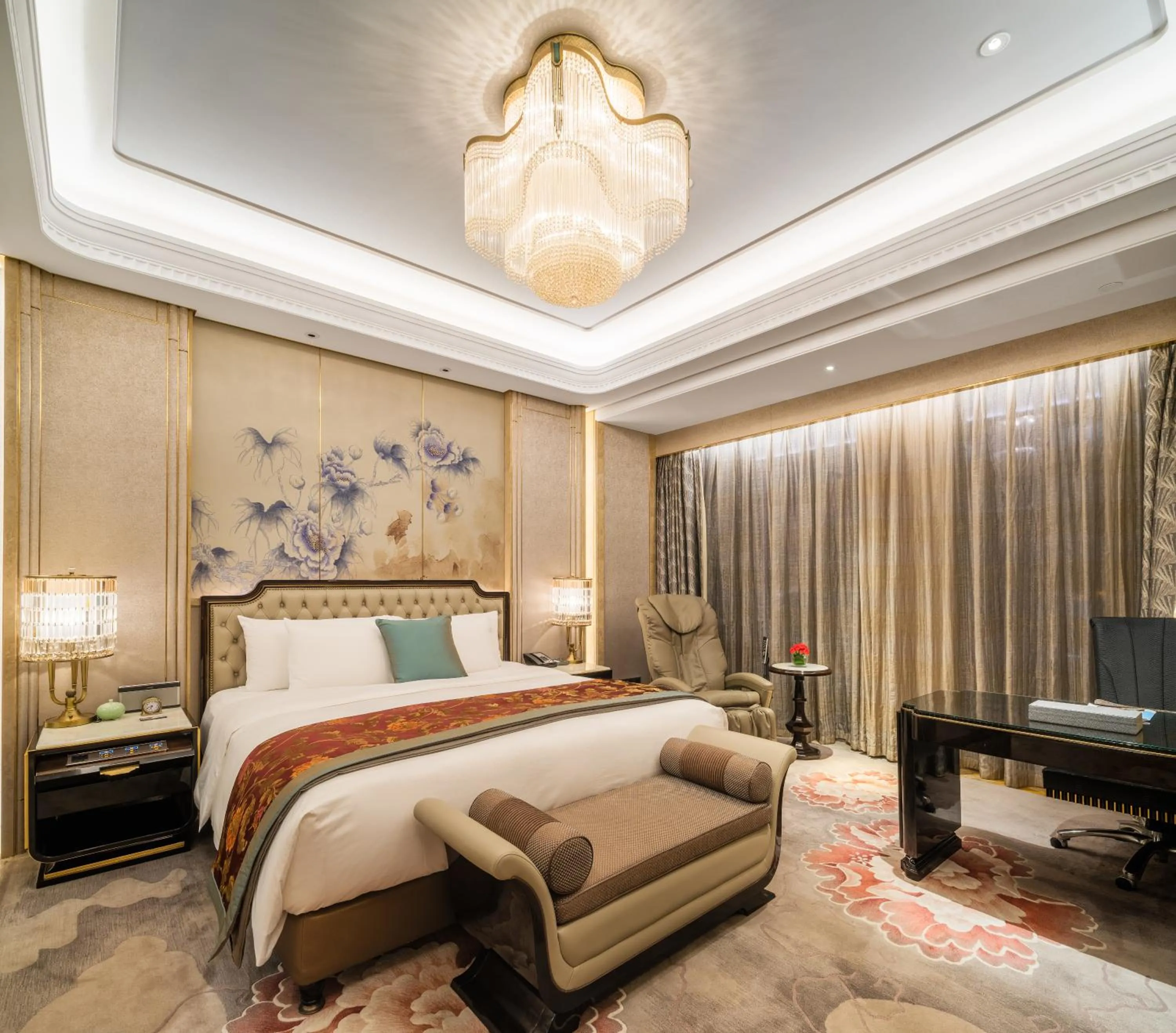 Standard Suite in Wanda Reign Chengdu