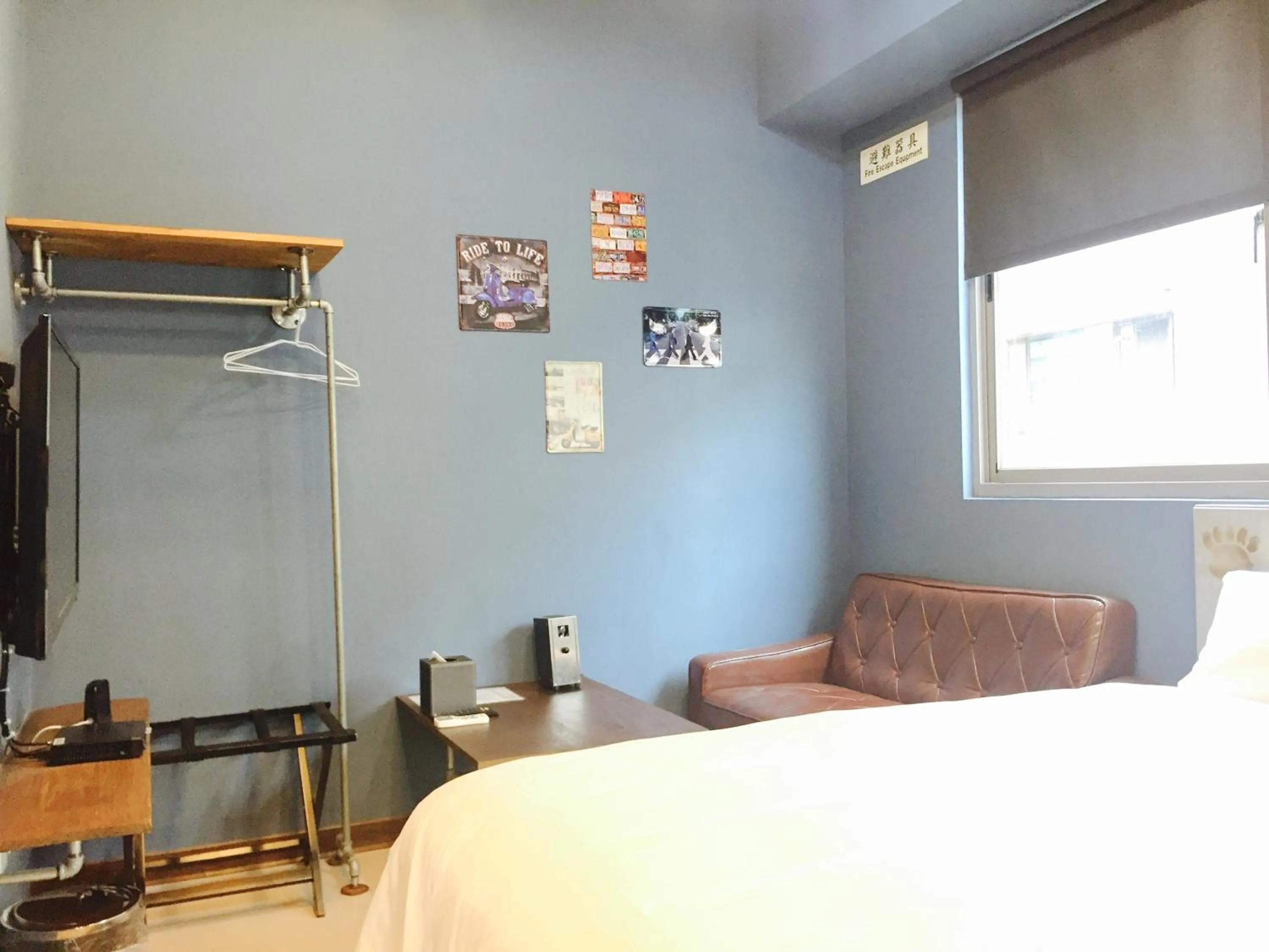 Living room, Bed in Bear Hotel