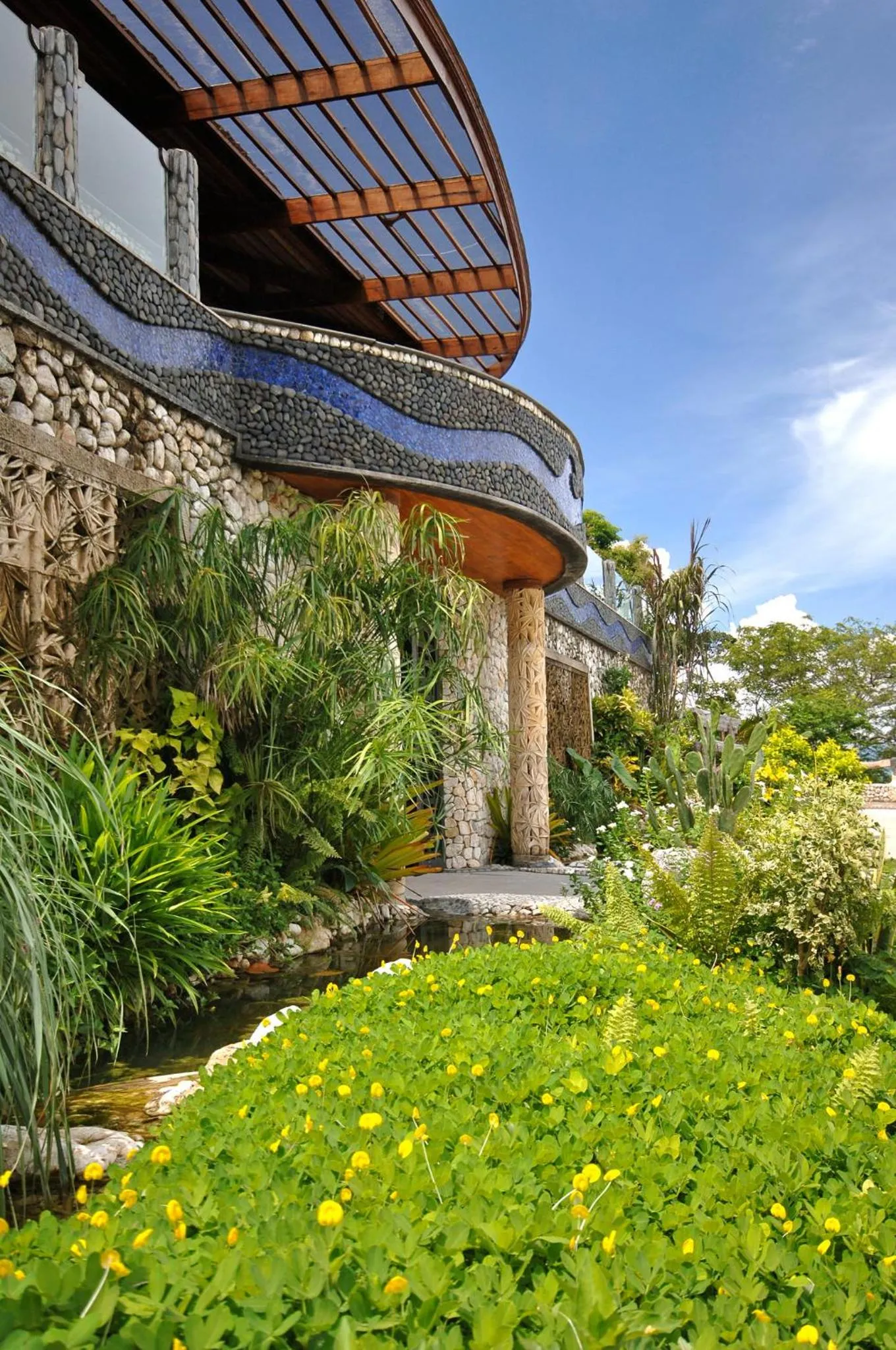 Day in NoaNoa Private Island